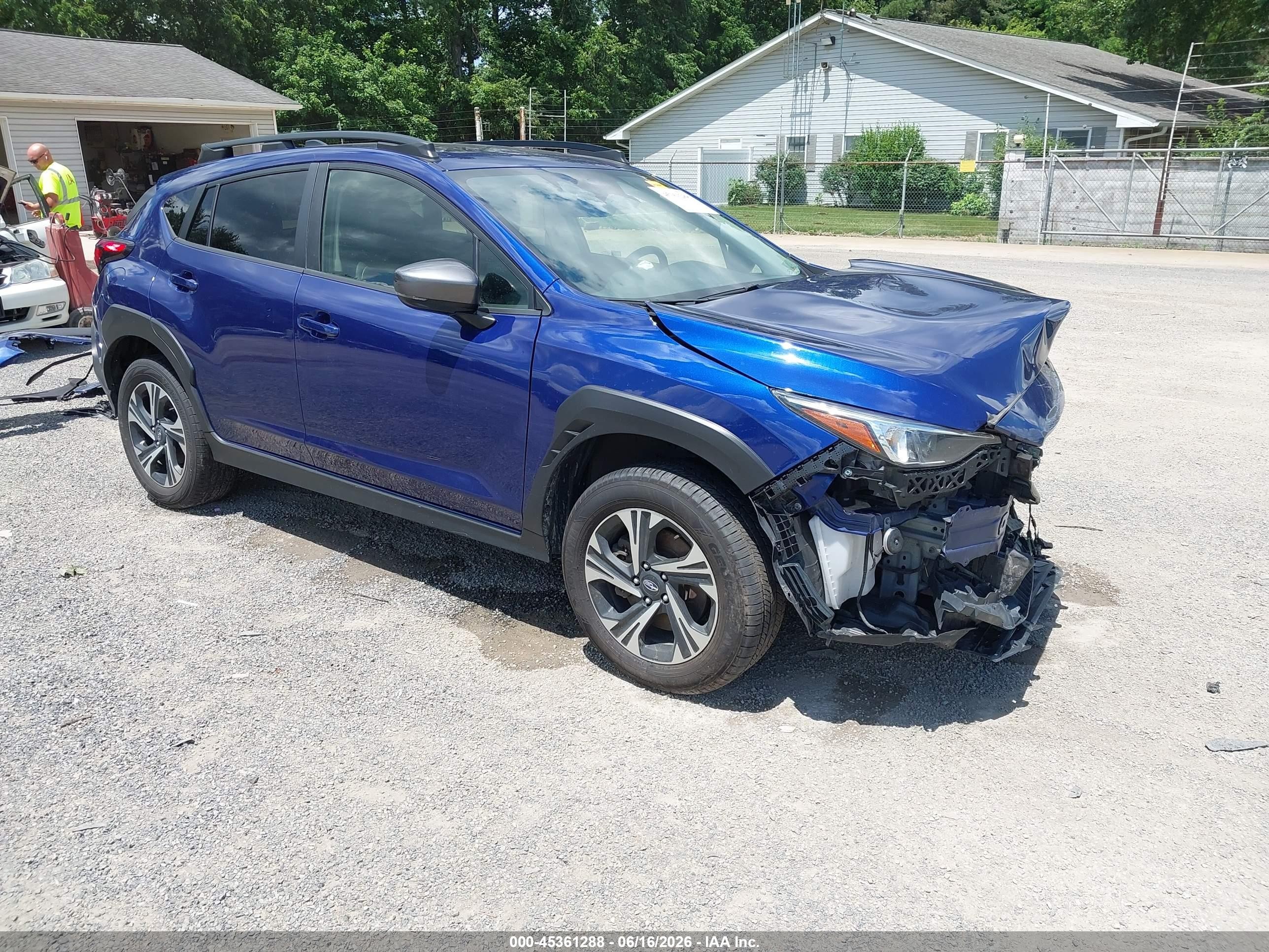2024 Subaru Crosstrek Premium Blue vin: JF2GUADC4R8268269