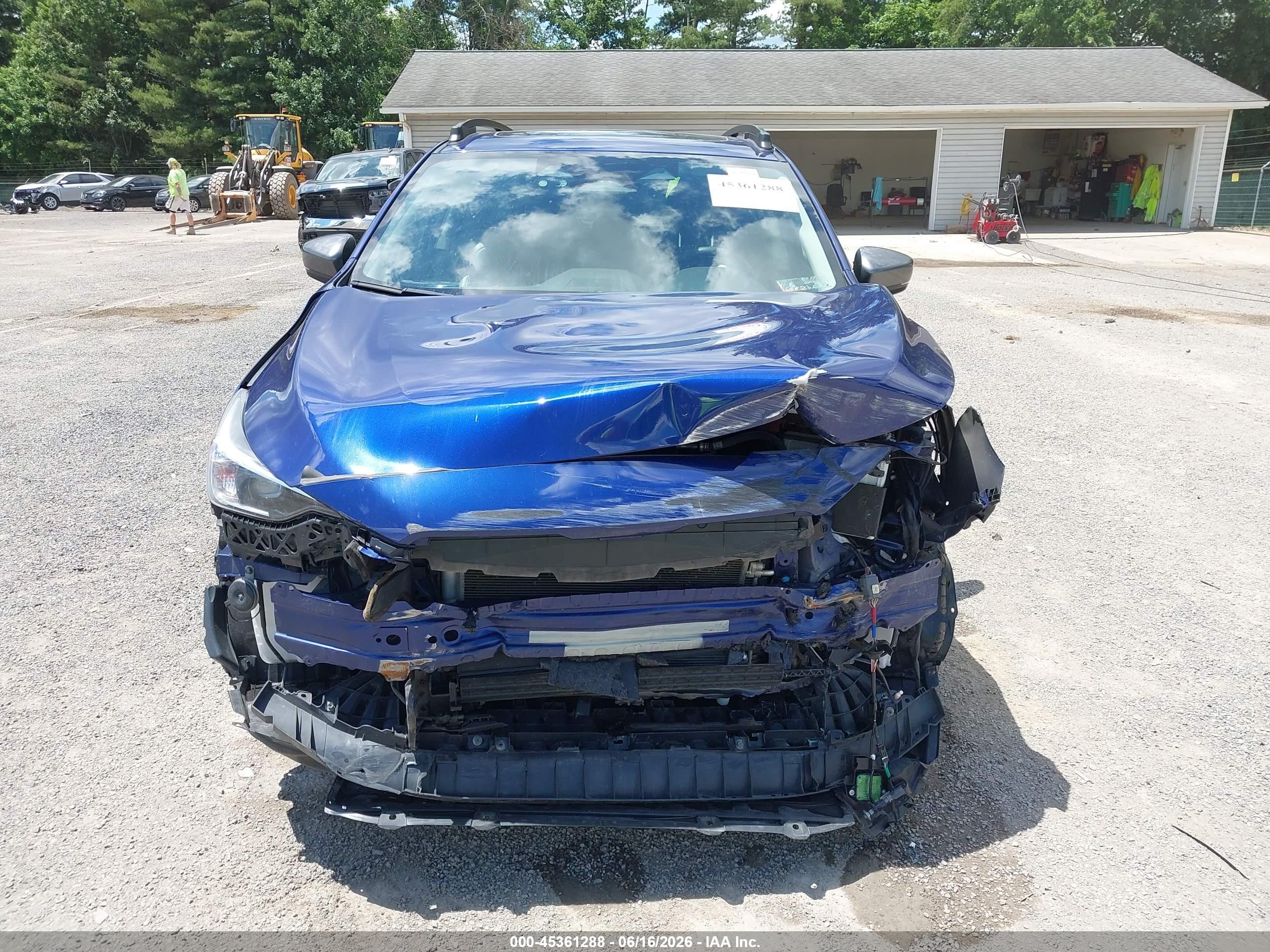 2024 Subaru Crosstrek Premium Blue vin: JF2GUADC4R8268269