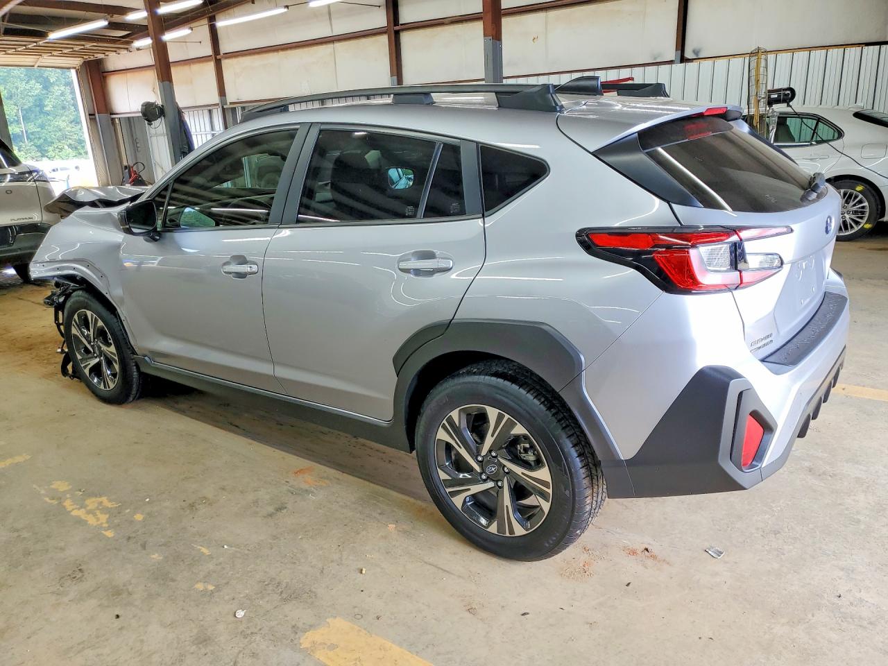 2024 Subaru Crosstrek Premium Silver vin: JF2GUADC5R8222689