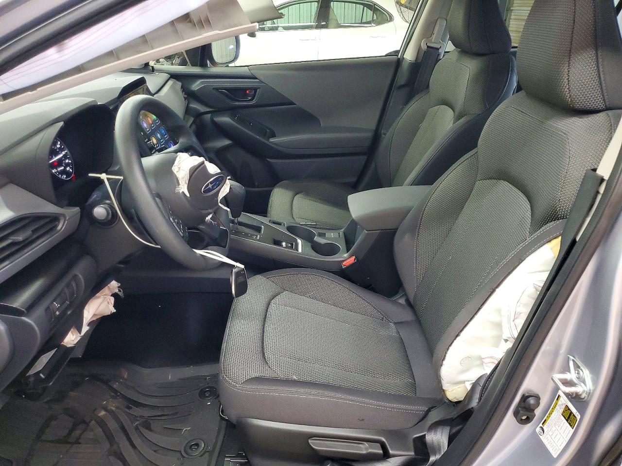 2024 Subaru Crosstrek Premium Silver vin: JF2GUADC5R8222689
