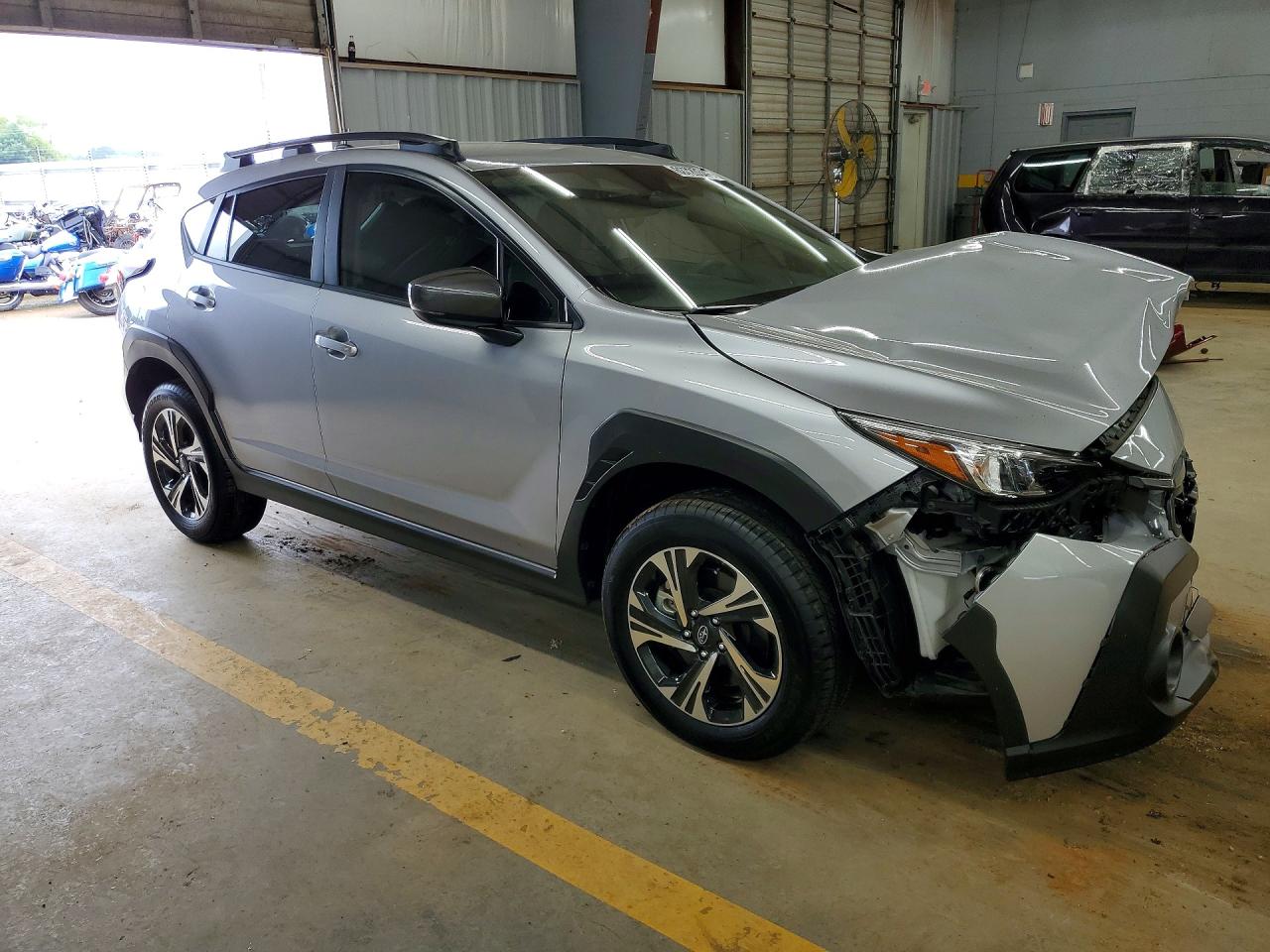 2024 Subaru Crosstrek Premium Silver vin: JF2GUADC5R8222689