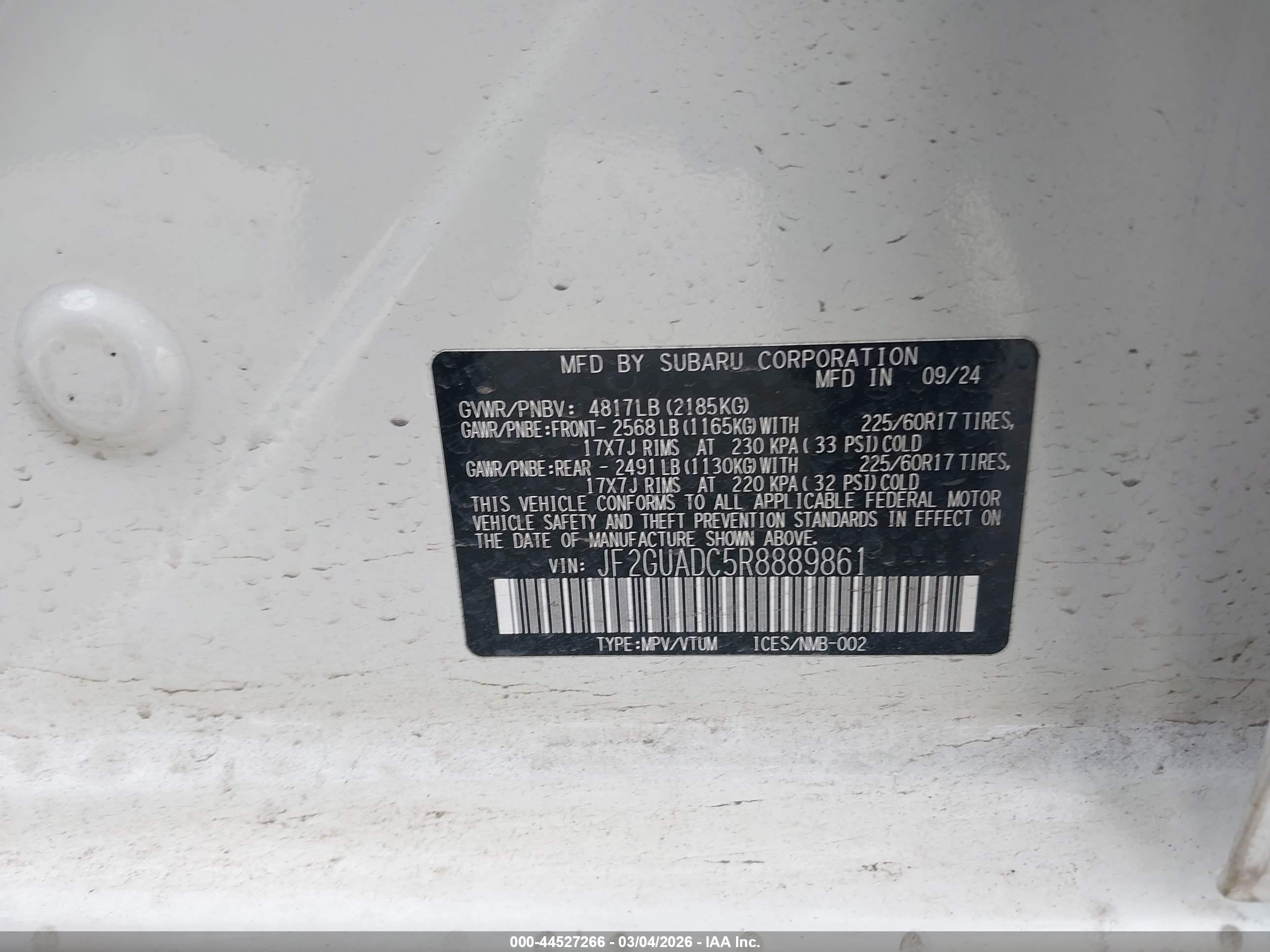 2024 Subaru Crosstrek Premium White vin: JF2GUADC5R8889861