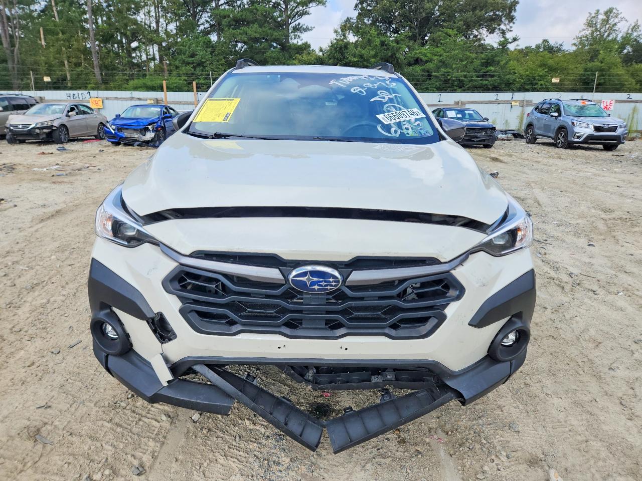 2024 Subaru Crosstrek Premium White vin: JF2GUADC6R8206615
