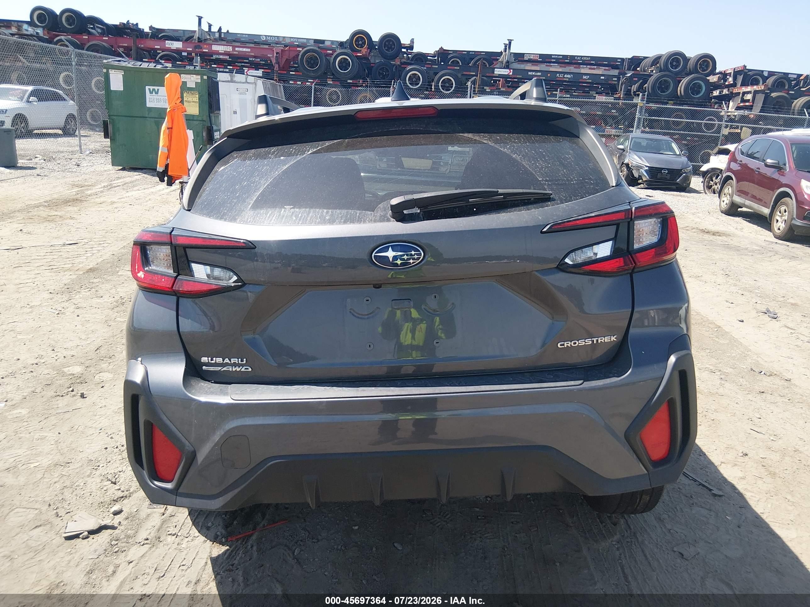 2024 Subaru Crosstrek Premium Gray vin: JF2GUADC8R8304464