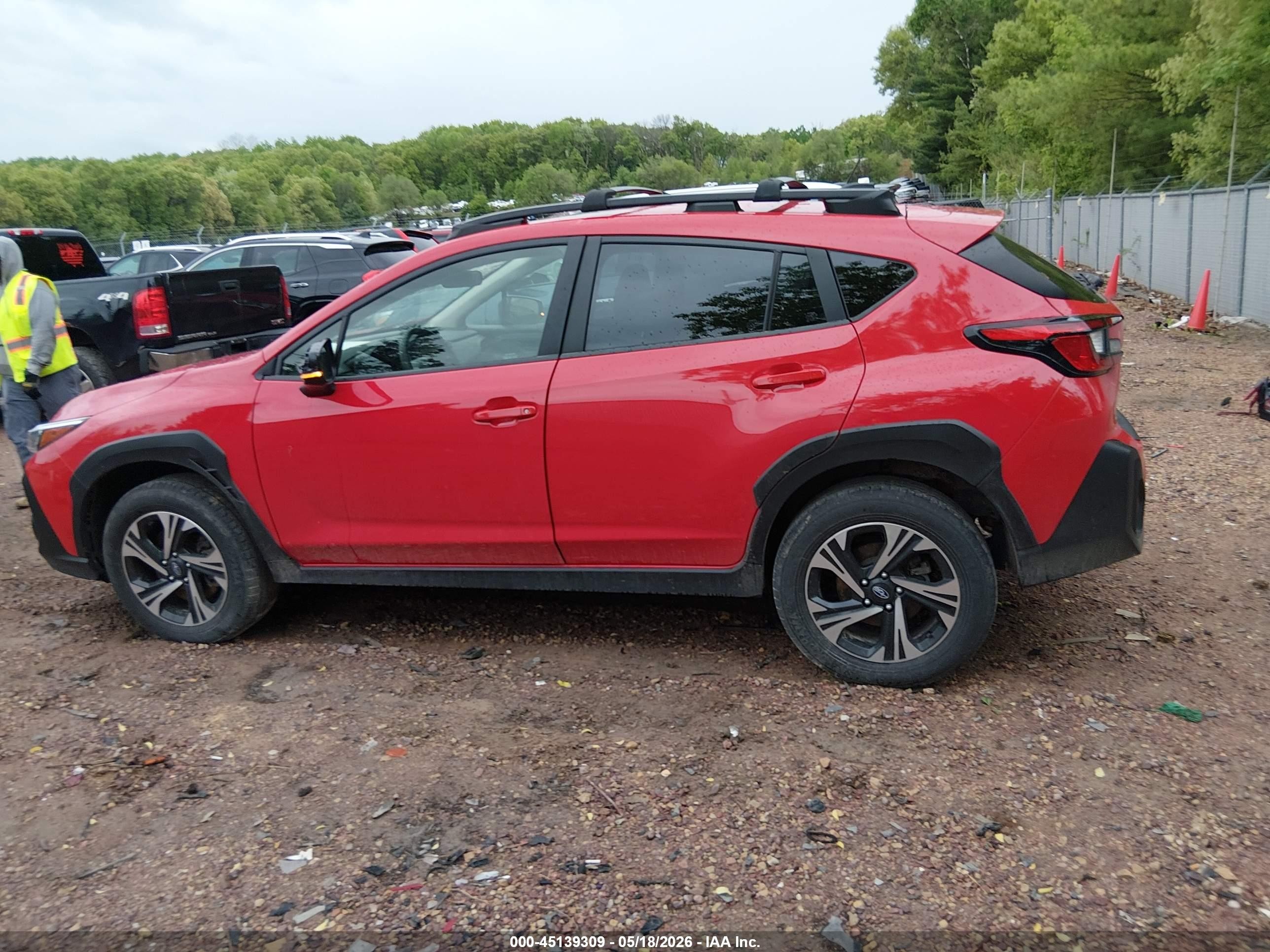 2024 Subaru Crosstrek Premium Red vin: JF2GUADC8R8902263