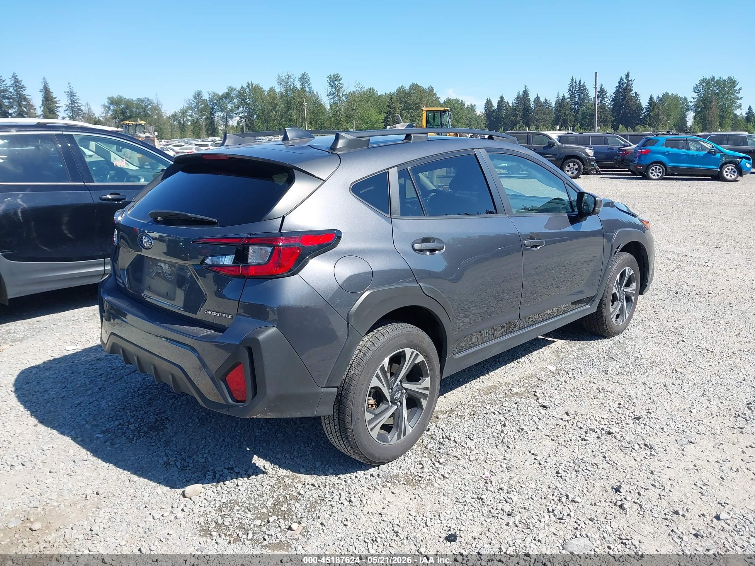 2024 Subaru Crosstrek Premium Gray vin: JF2GUADC8RH217700