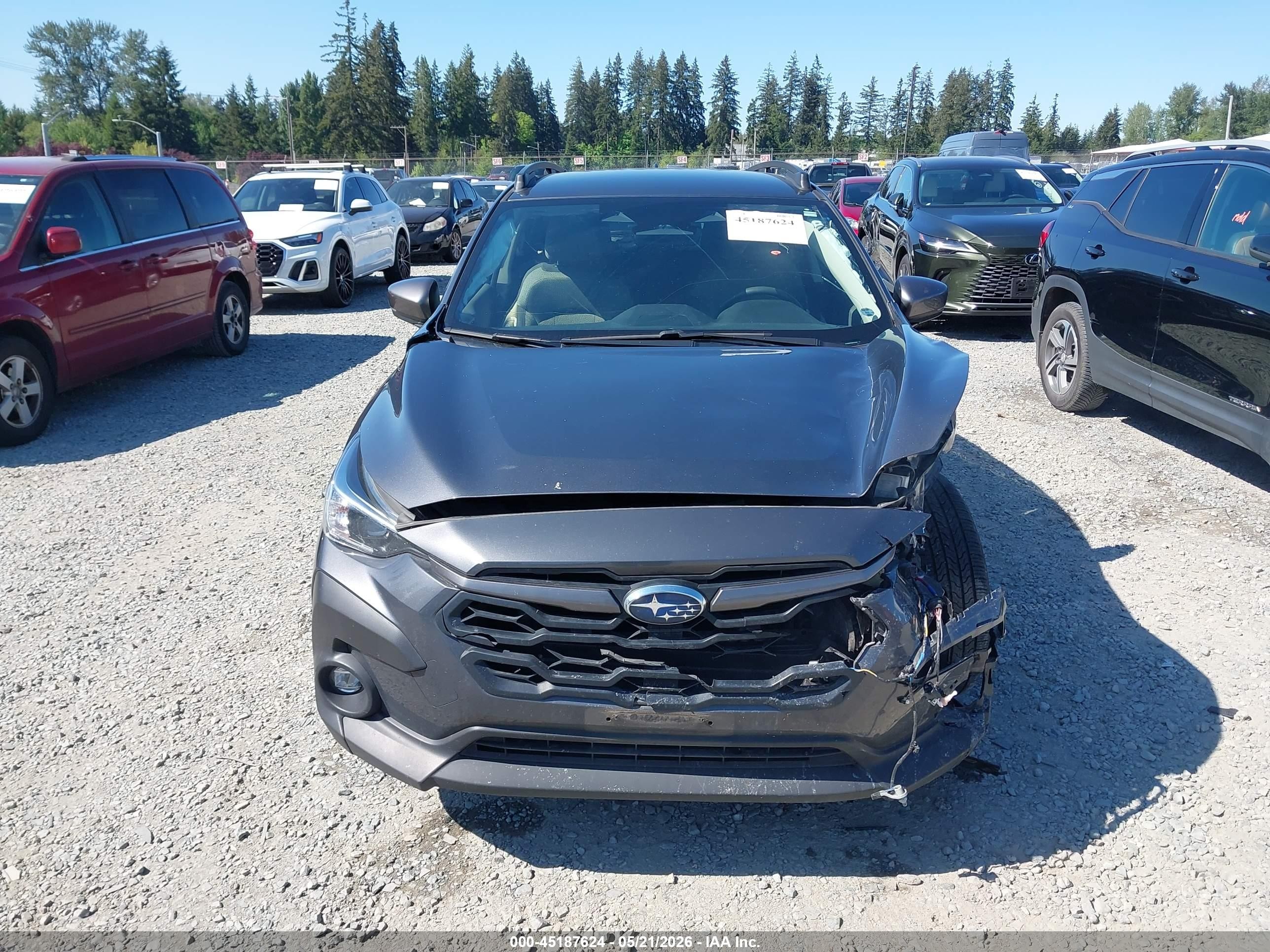 2024 Subaru Crosstrek Premium Gray vin: JF2GUADC8RH217700