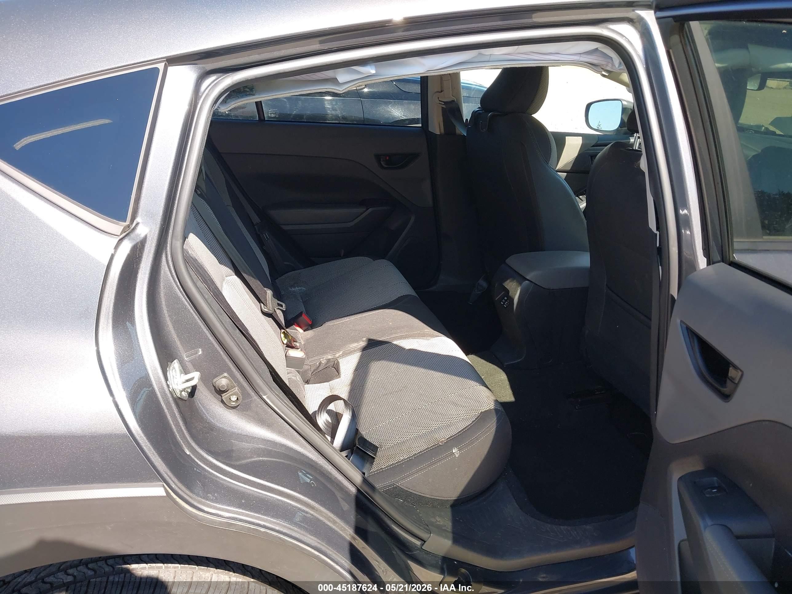 2024 Subaru Crosstrek Premium Gray vin: JF2GUADC8RH217700