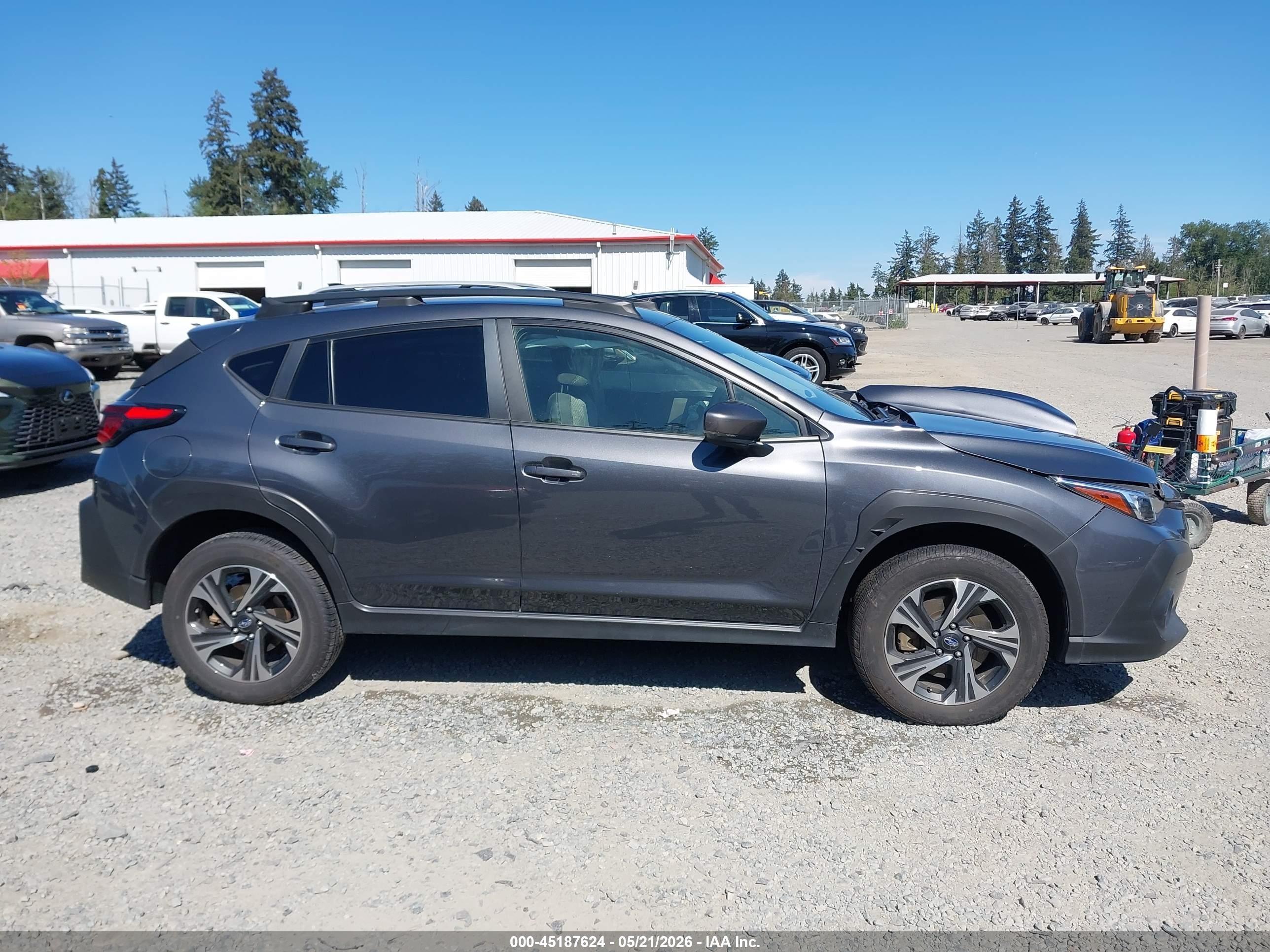 2024 Subaru Crosstrek Premium Gray vin: JF2GUADC8RH217700
