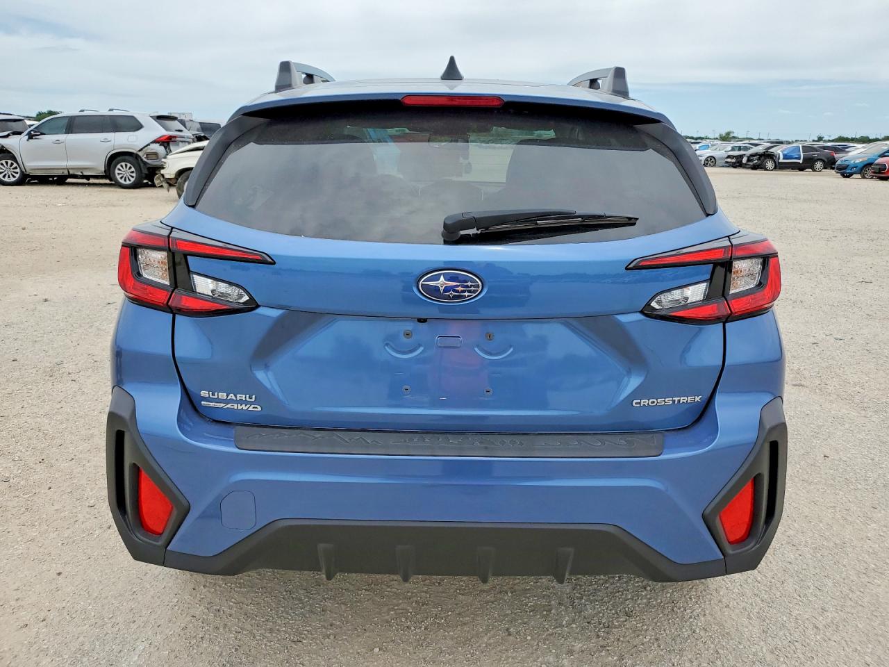 2024 Subaru Crosstrek Premium Blue vin: JF2GUADC8RH353535