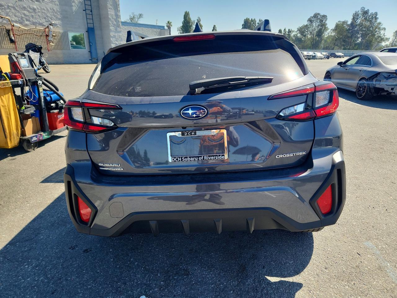 2024 Subaru Crosstrek Premium Gray vin: JF2GUADC9R8917922