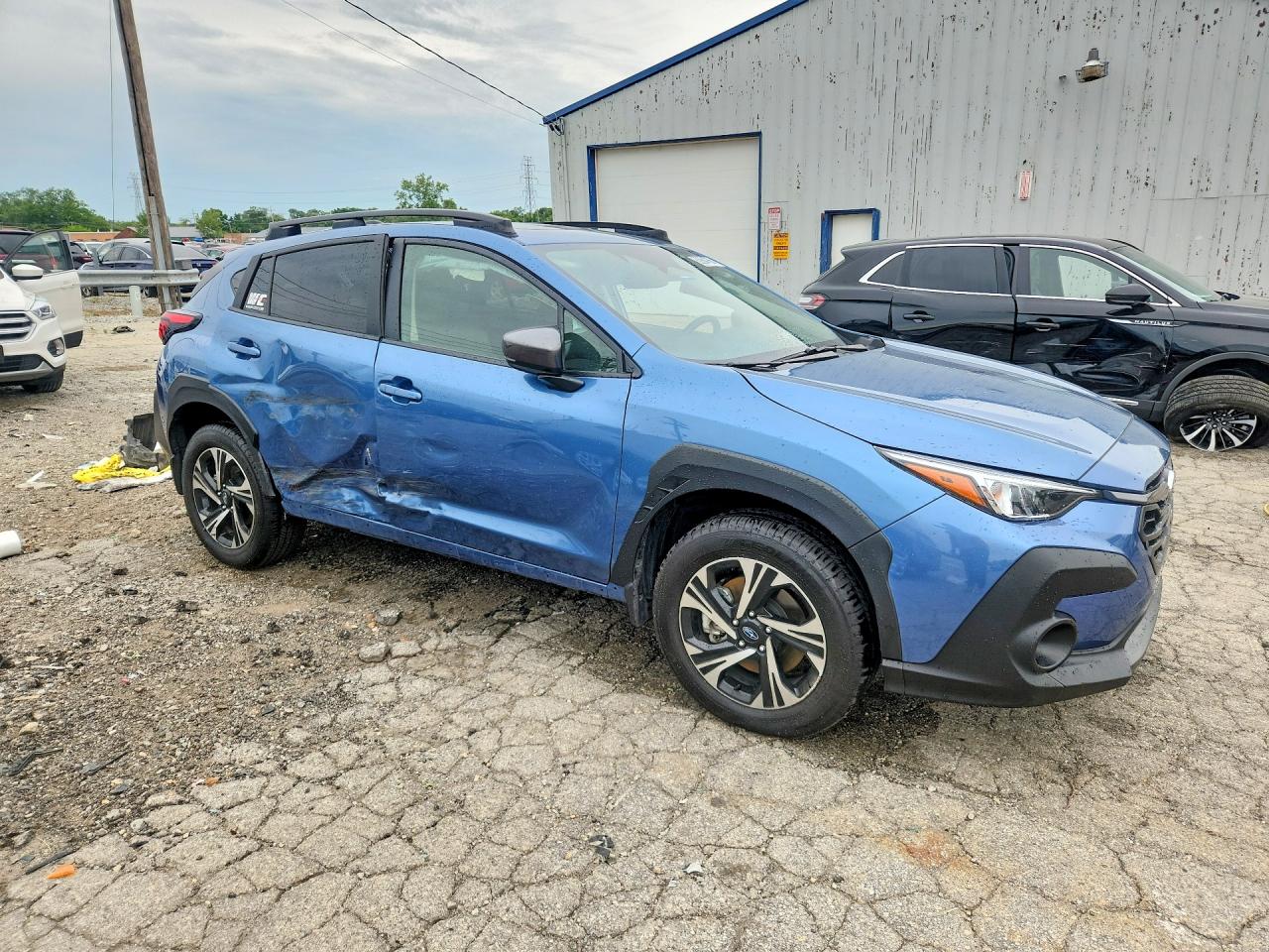 2024 Subaru Crosstrek Premium Blue vin: JF2GUADC9RH387287