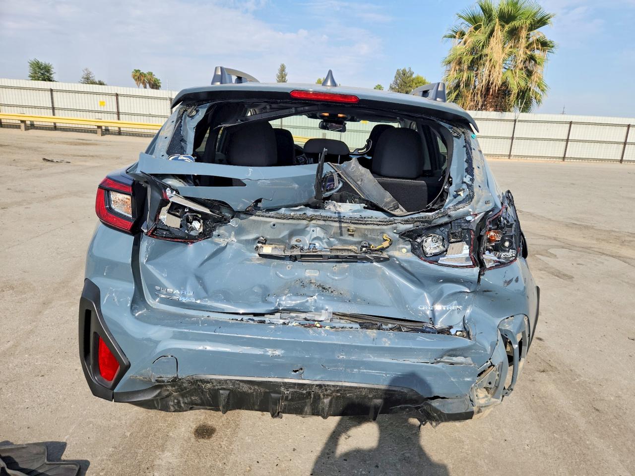 2024 Subaru Crosstrek Premium Blue vin: JF2GUADCXRH282791