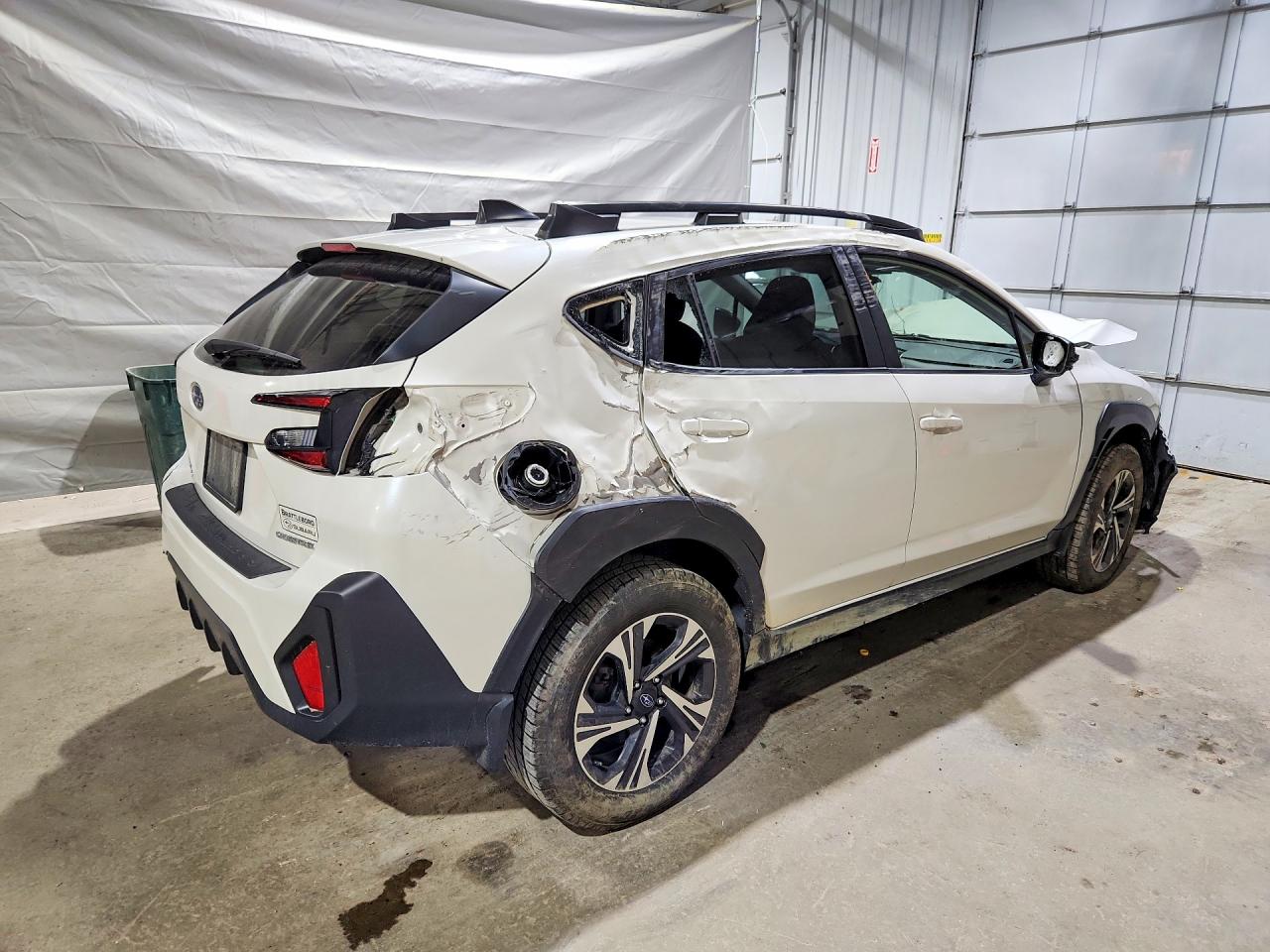 2025 Subaru Crosstrek Premium White vin: JF2GUHDC1S8225801