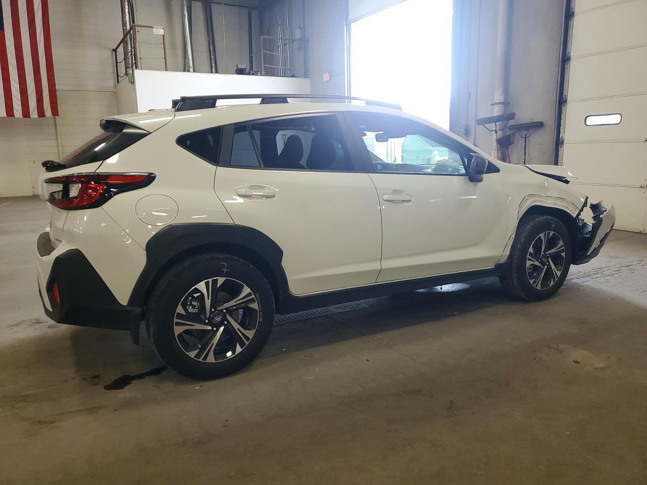 2025 Subaru Crosstrek Premium White vin: JF2GUHDC2S8339175