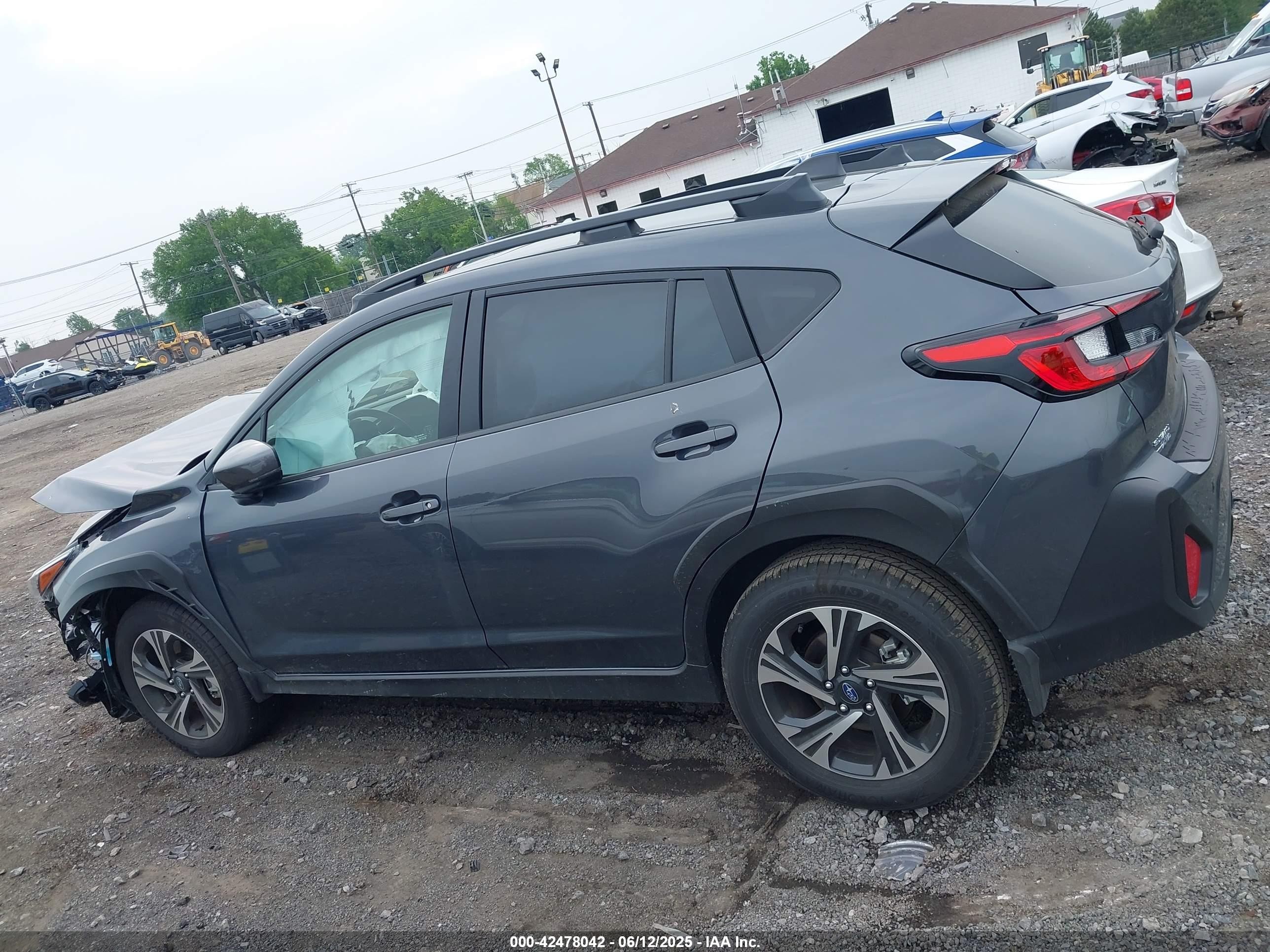 2025 Subaru Crosstrek Premium Серый vin: JF2GUHDC4S8213478
