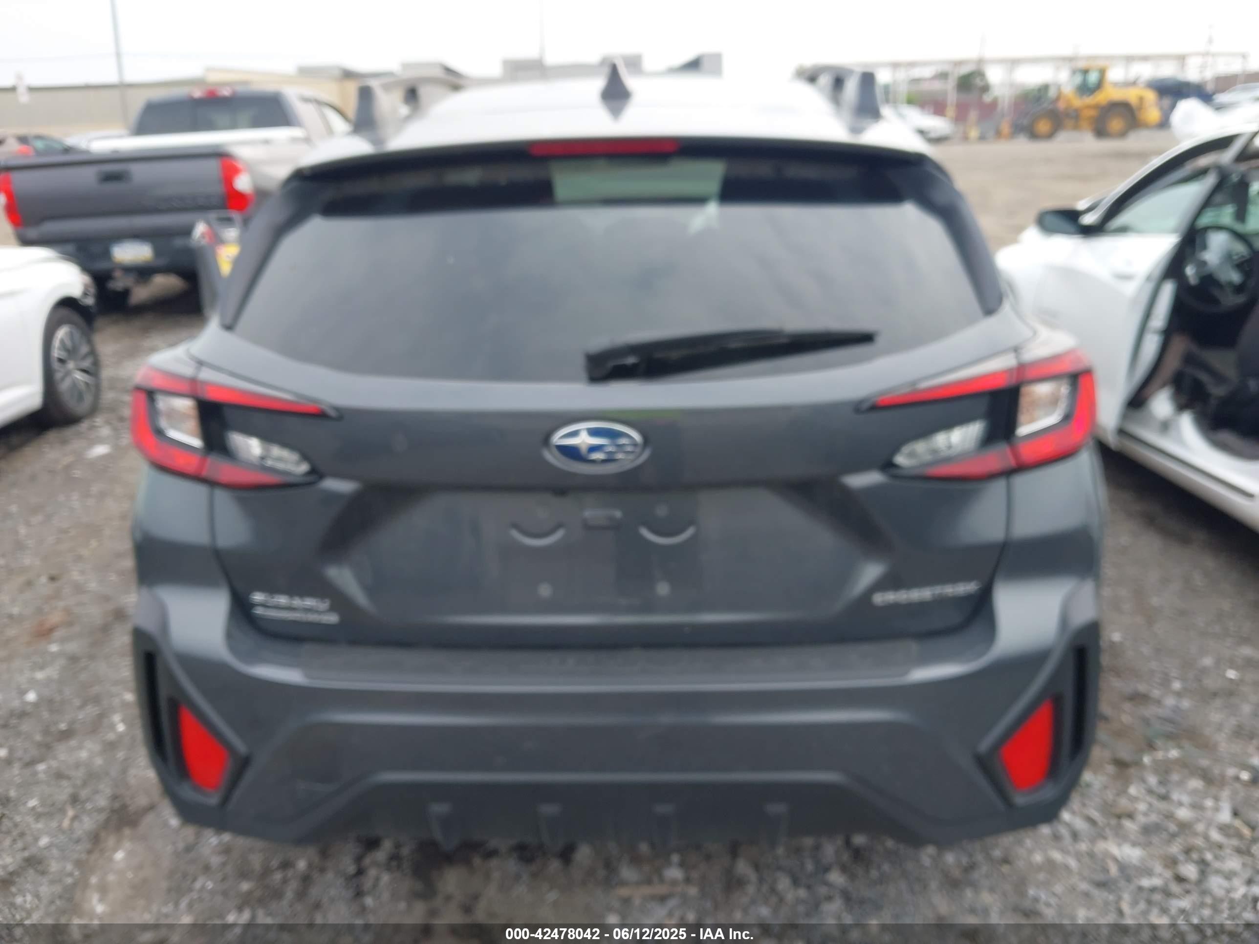 2025 Subaru Crosstrek Premium Серый vin: JF2GUHDC4S8213478