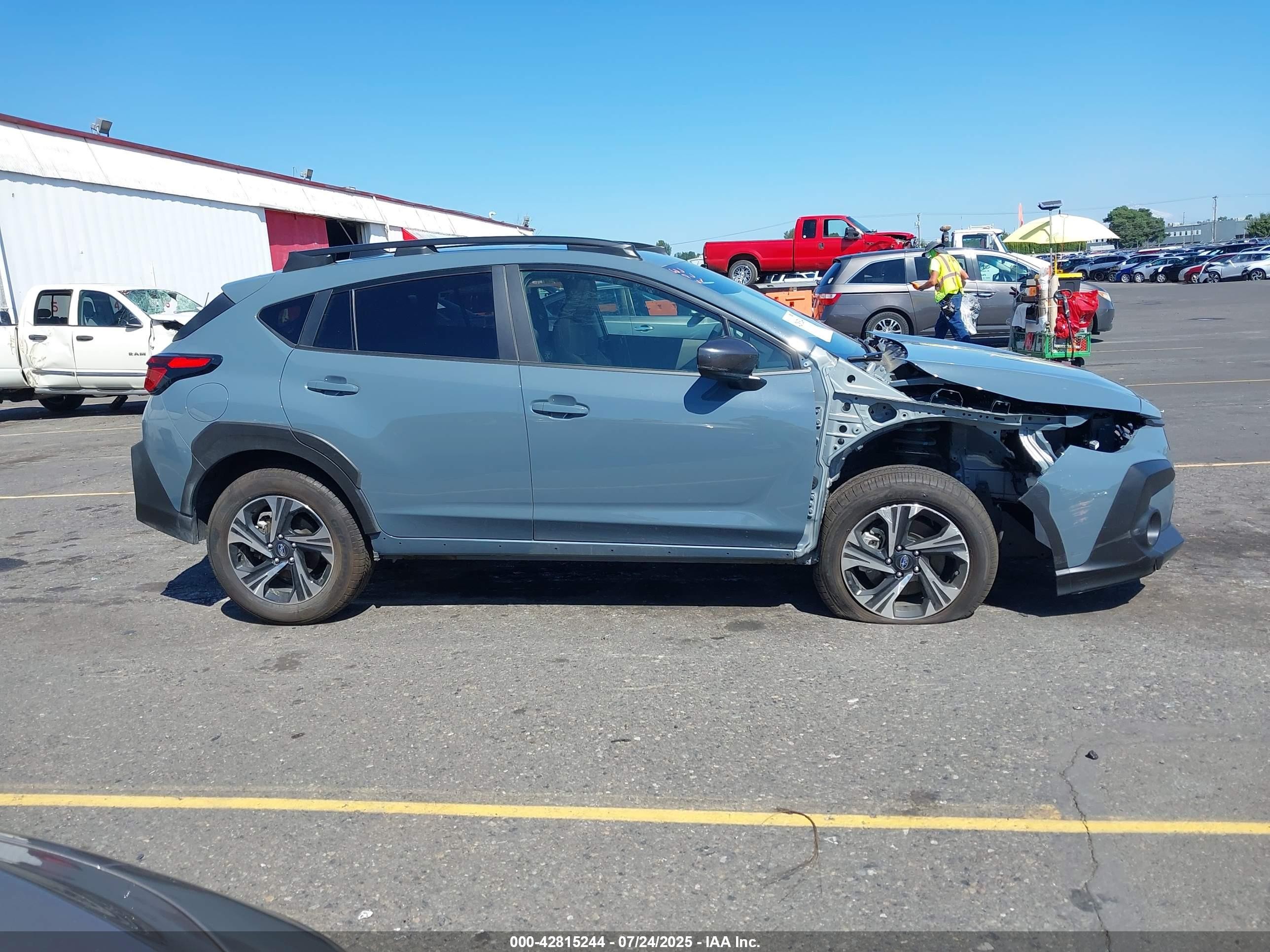 2025 Subaru Crosstrek Premium Gray vin: JF2GUHDC9SH213749