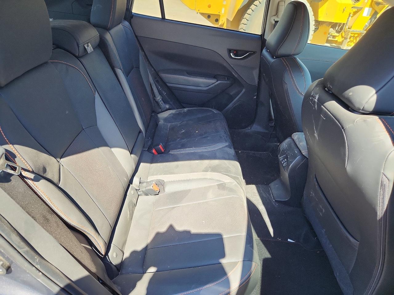2025 Subaru Crosstrek Limited Gray vin: JF2GUHNC1SH228101
