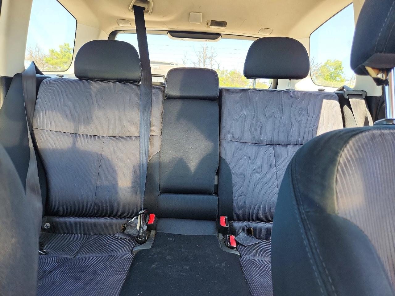 2009 Subaru Forester 2.5x Silver vin: JF2SH61609H717036
