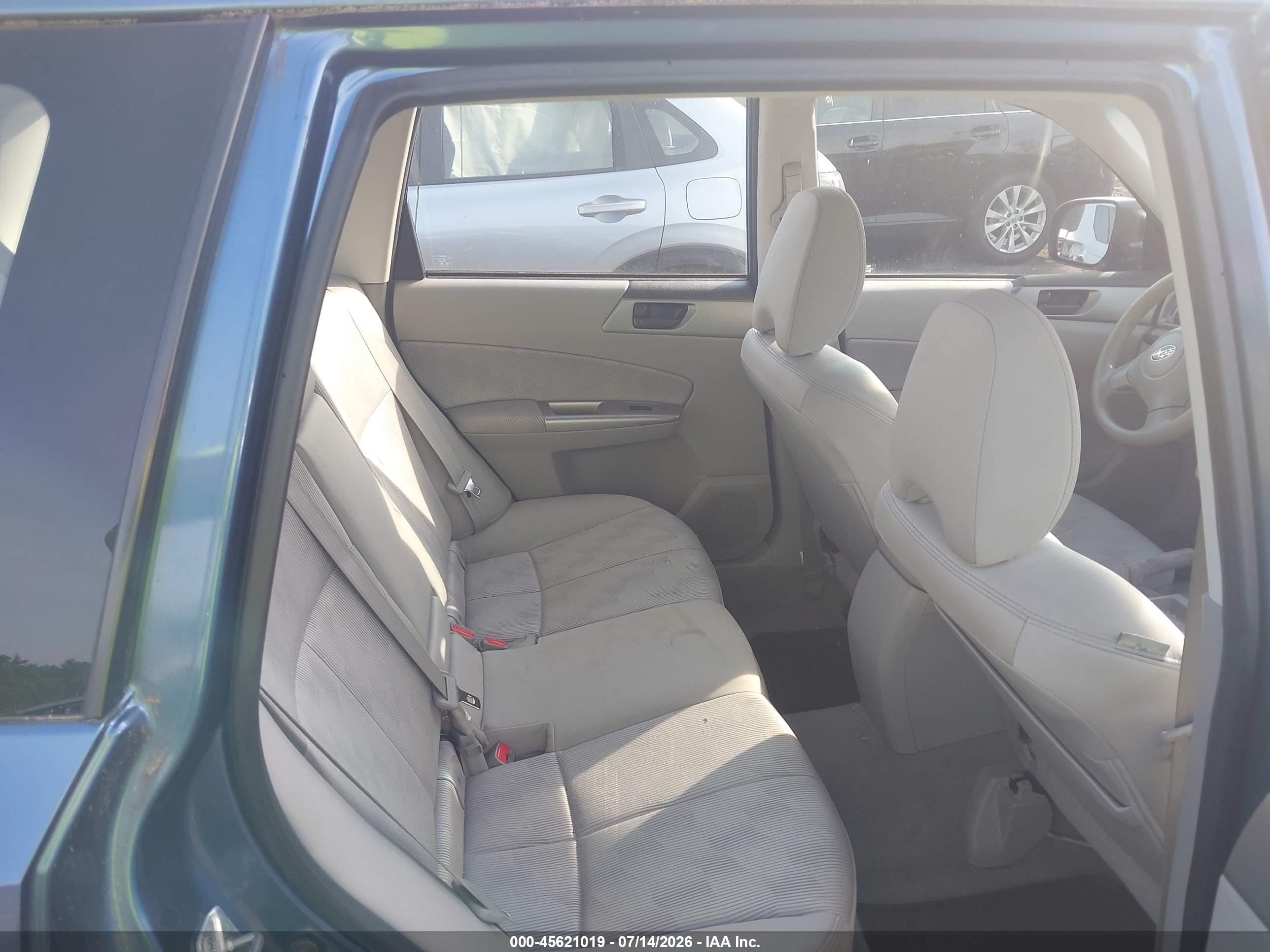 2009 Subaru Forester 2.5x Blue vin: JF2SH61609H737013