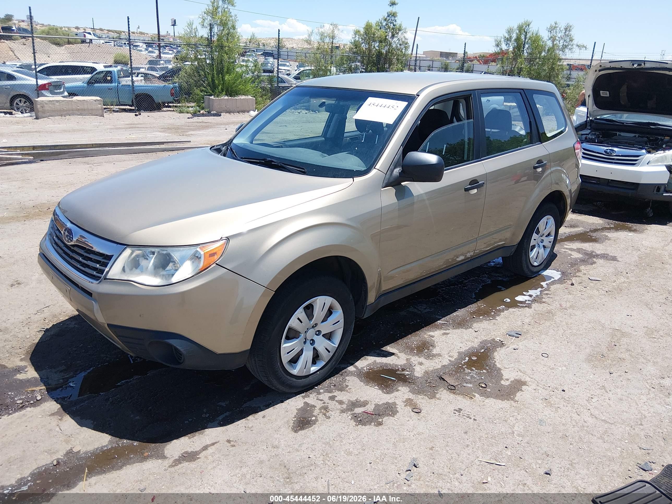 2009 Subaru Forester 2.5x Gold vin: JF2SH61609H755723