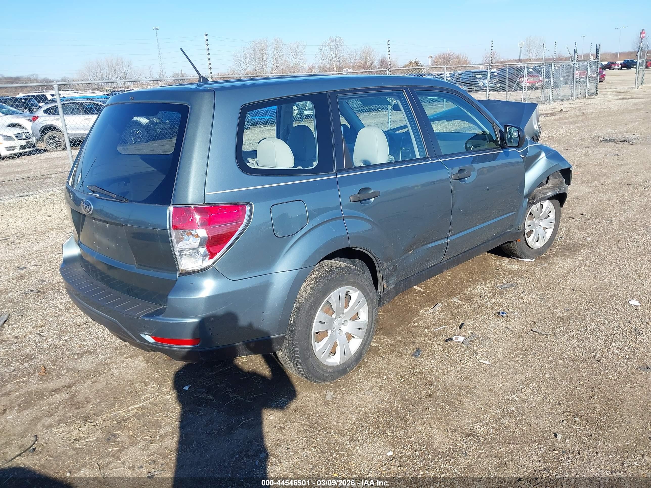 2009 Subaru Forester 2.5x Серый vin: JF2SH61609H773820
