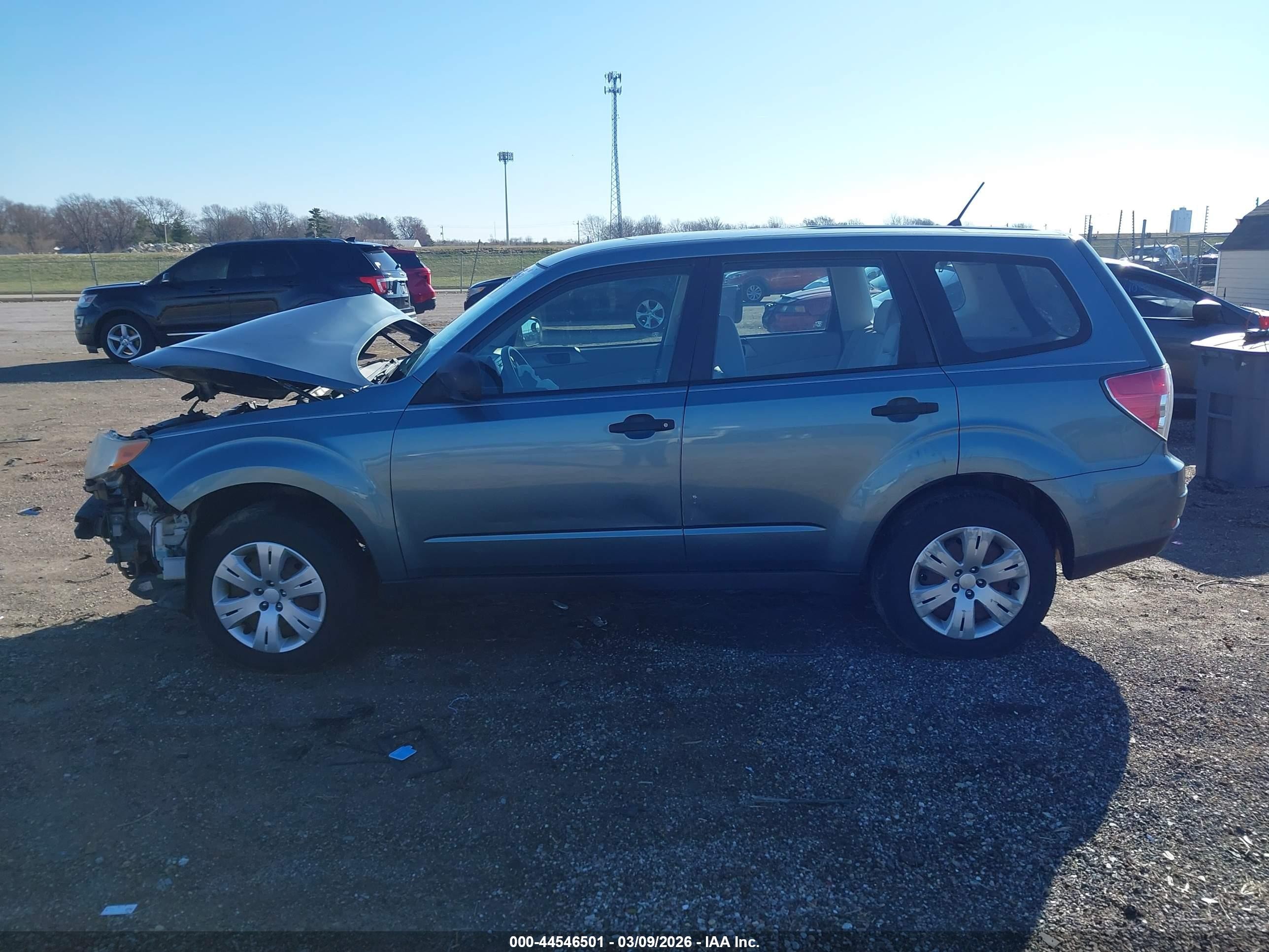 2009 Subaru Forester 2.5x Серый vin: JF2SH61609H773820