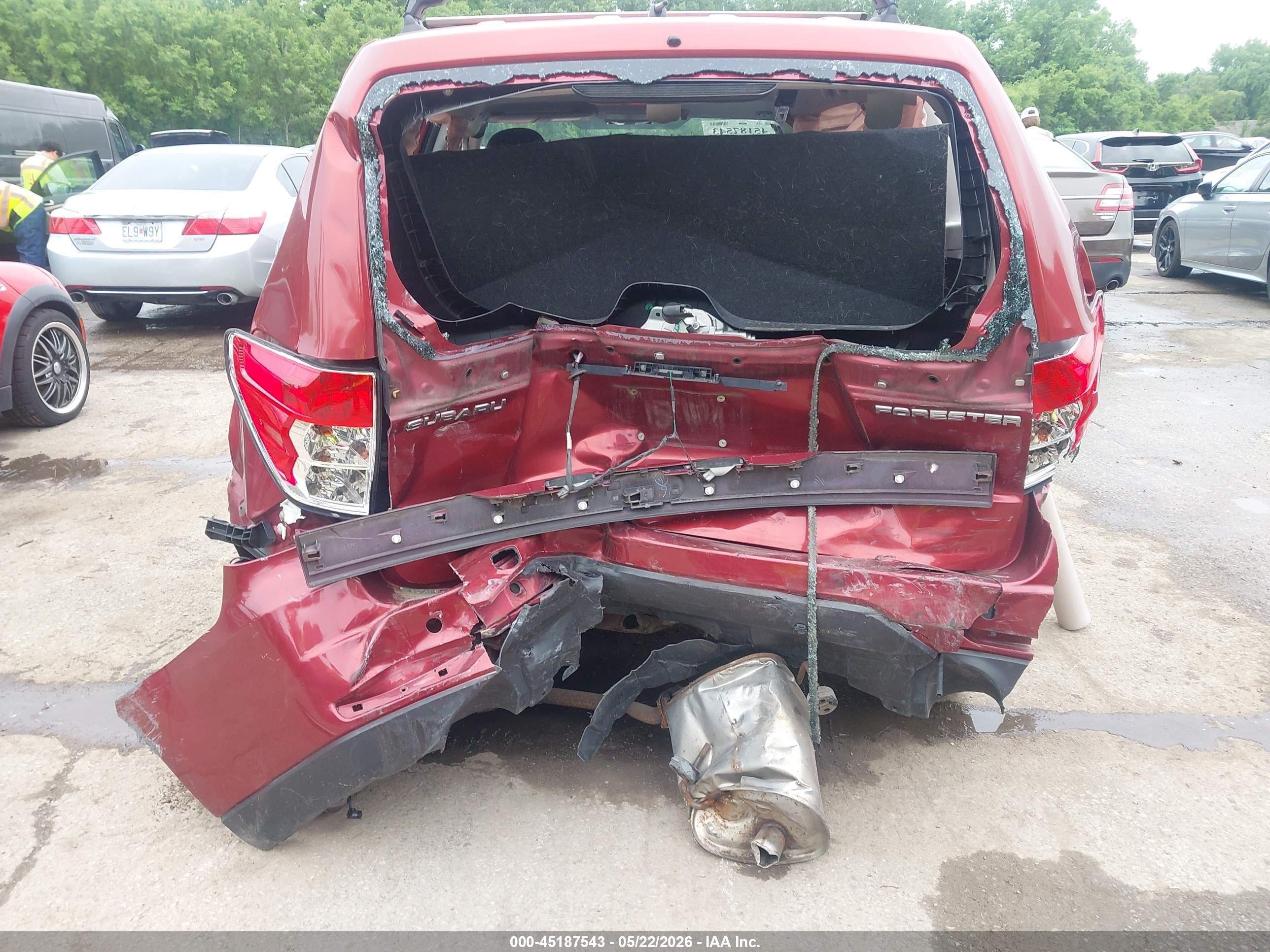 2009 Subaru Forester 2.5x Red vin: JF2SH61619H791727