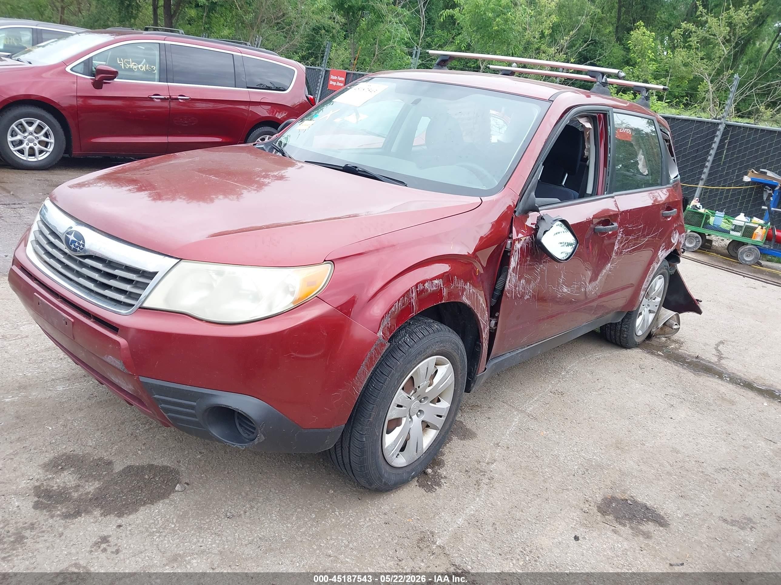 2009 Subaru Forester 2.5x Red vin: JF2SH61619H791727