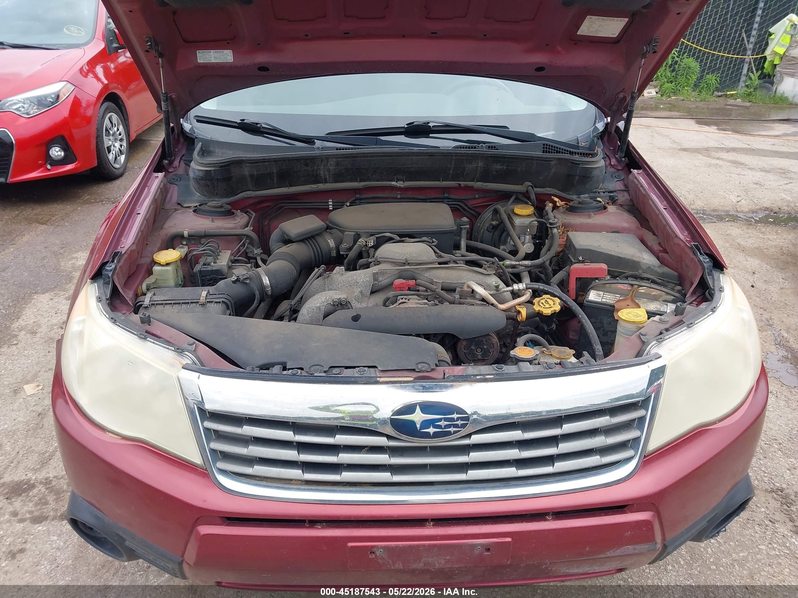 2009 Subaru Forester 2.5x Red vin: JF2SH61619H791727