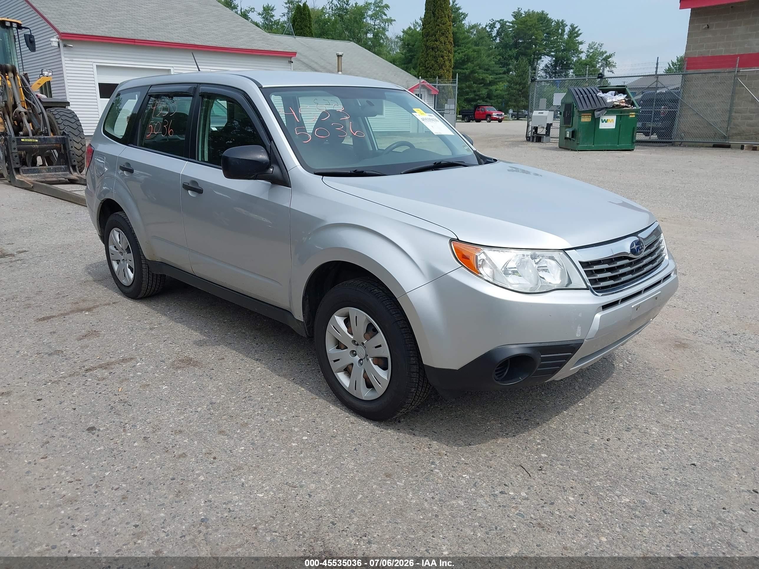 2009 Subaru Forester 2.5x Silver vin: JF2SH61619H792635