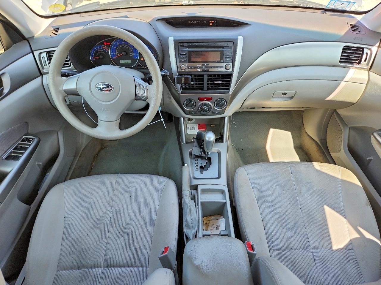 2009 Subaru Forester 2.5x Silver vin: JF2SH61629H778906