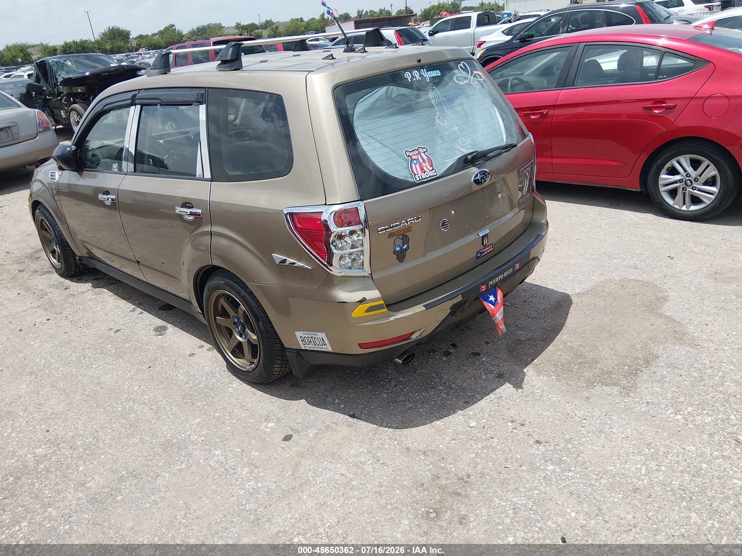 2009 Subaru Forester 2.5x Champagne vin: JF2SH61639G792089