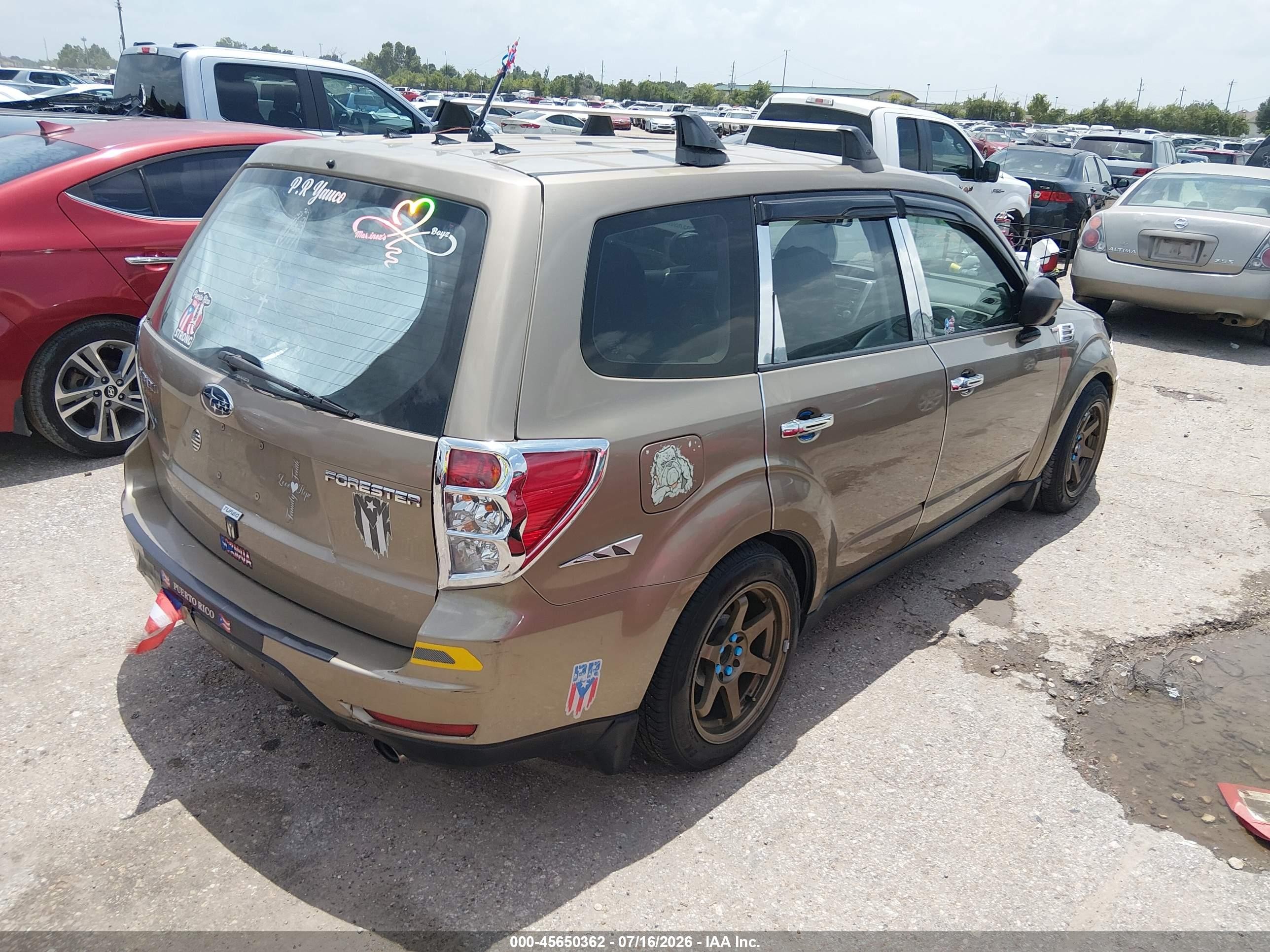 2009 Subaru Forester 2.5x Champagne vin: JF2SH61639G792089