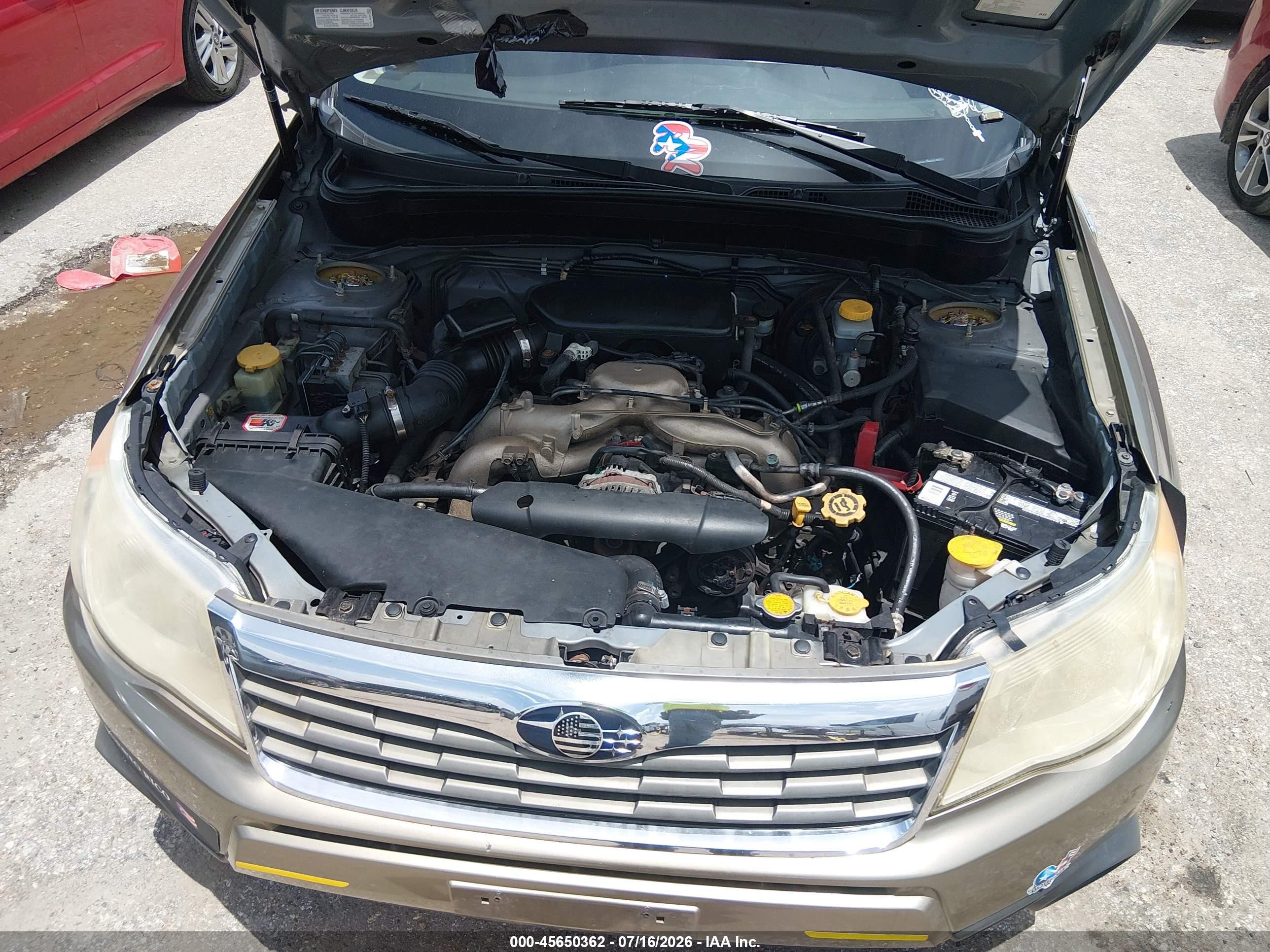 2009 Subaru Forester 2.5x Champagne vin: JF2SH61639G792089