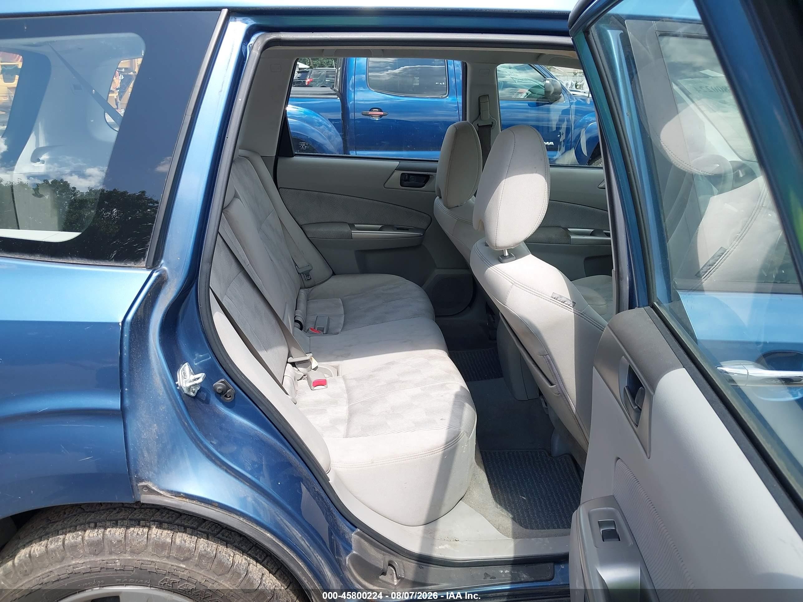 2009 Subaru Forester 2.5x Blue vin: JF2SH61639H765307