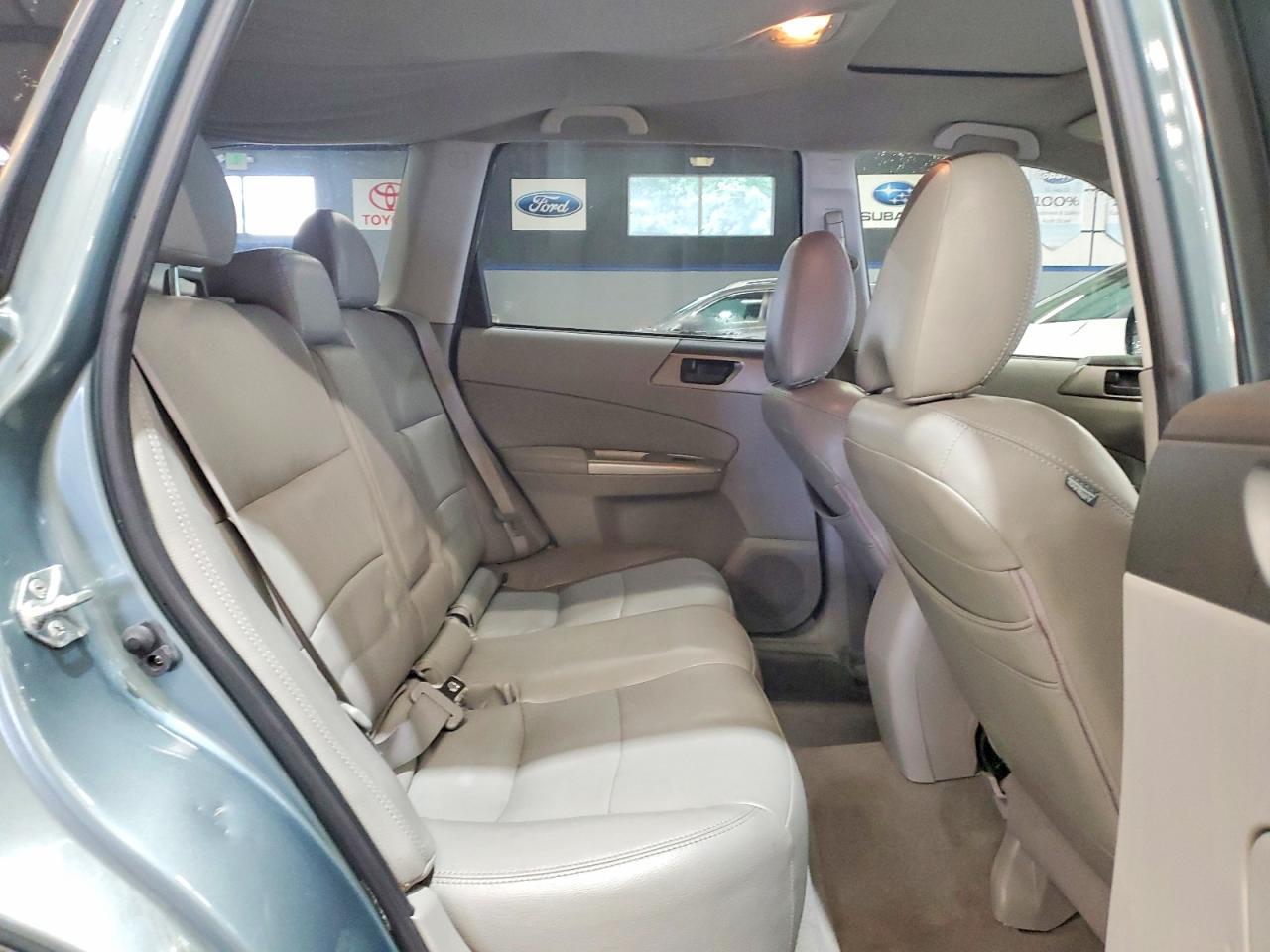 2009 Subaru Forester 2.5x Teal vin: JF2SH61649H709716