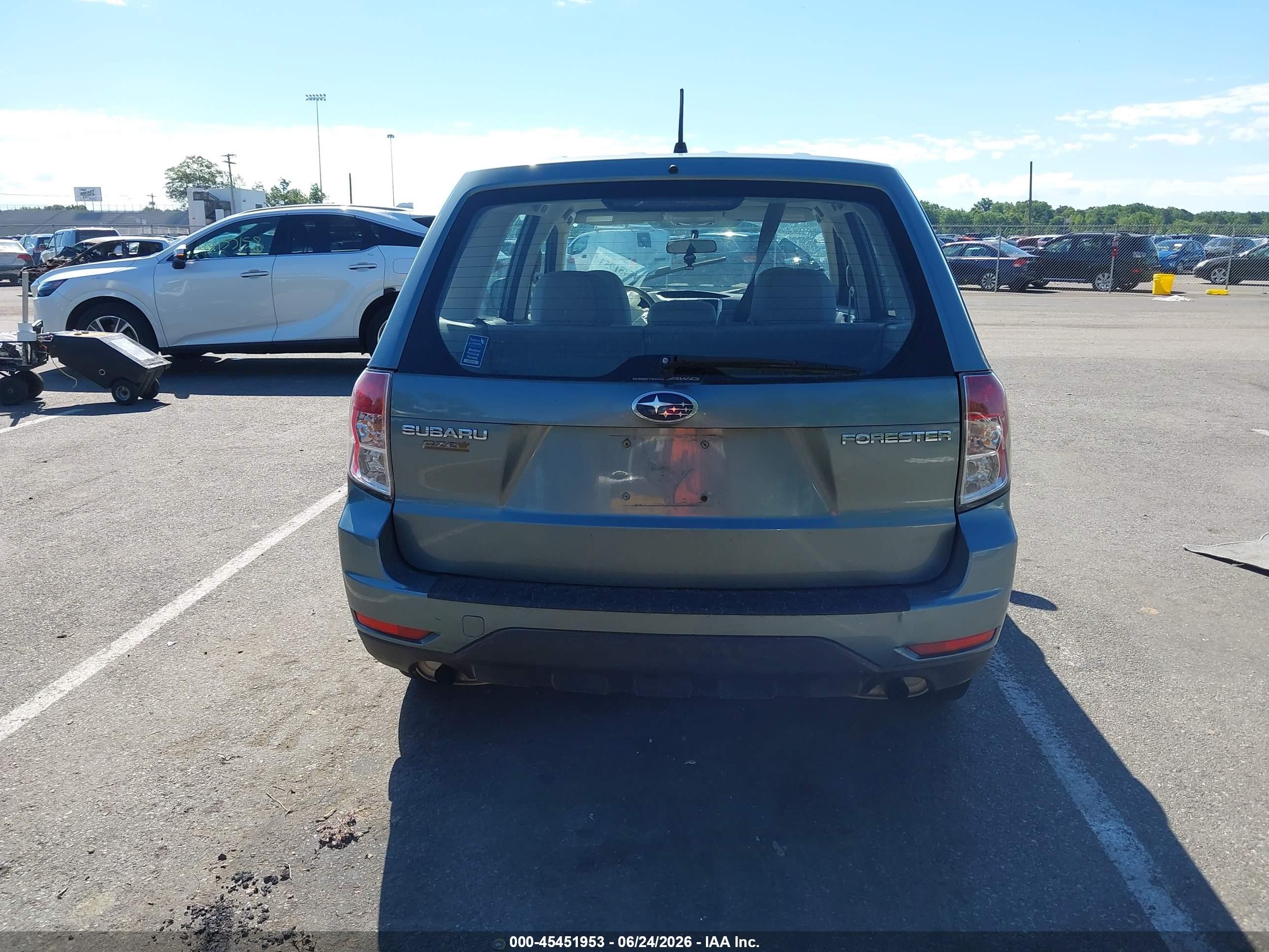 2009 Subaru Forester 2.5x Turquoise vin: JF2SH61659H772565