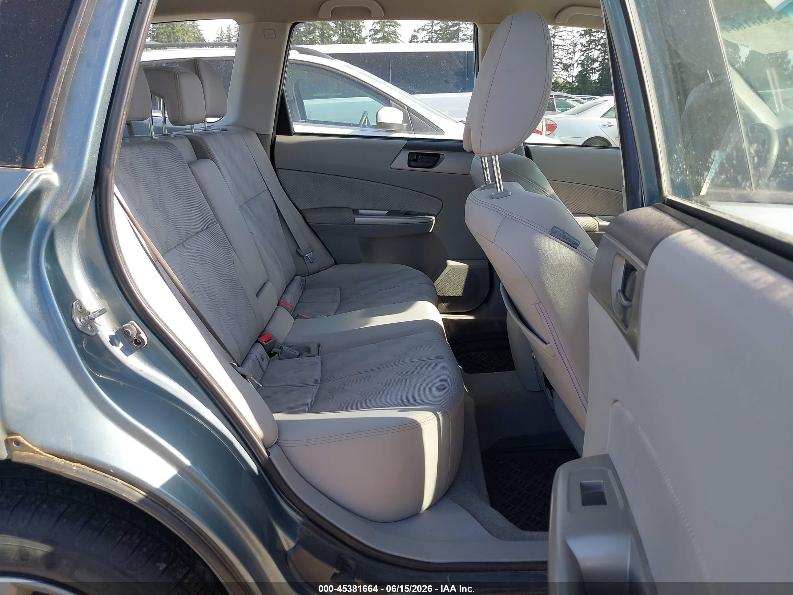 2009 Subaru Forester 2.5x Teal vin: JF2SH61679H727367