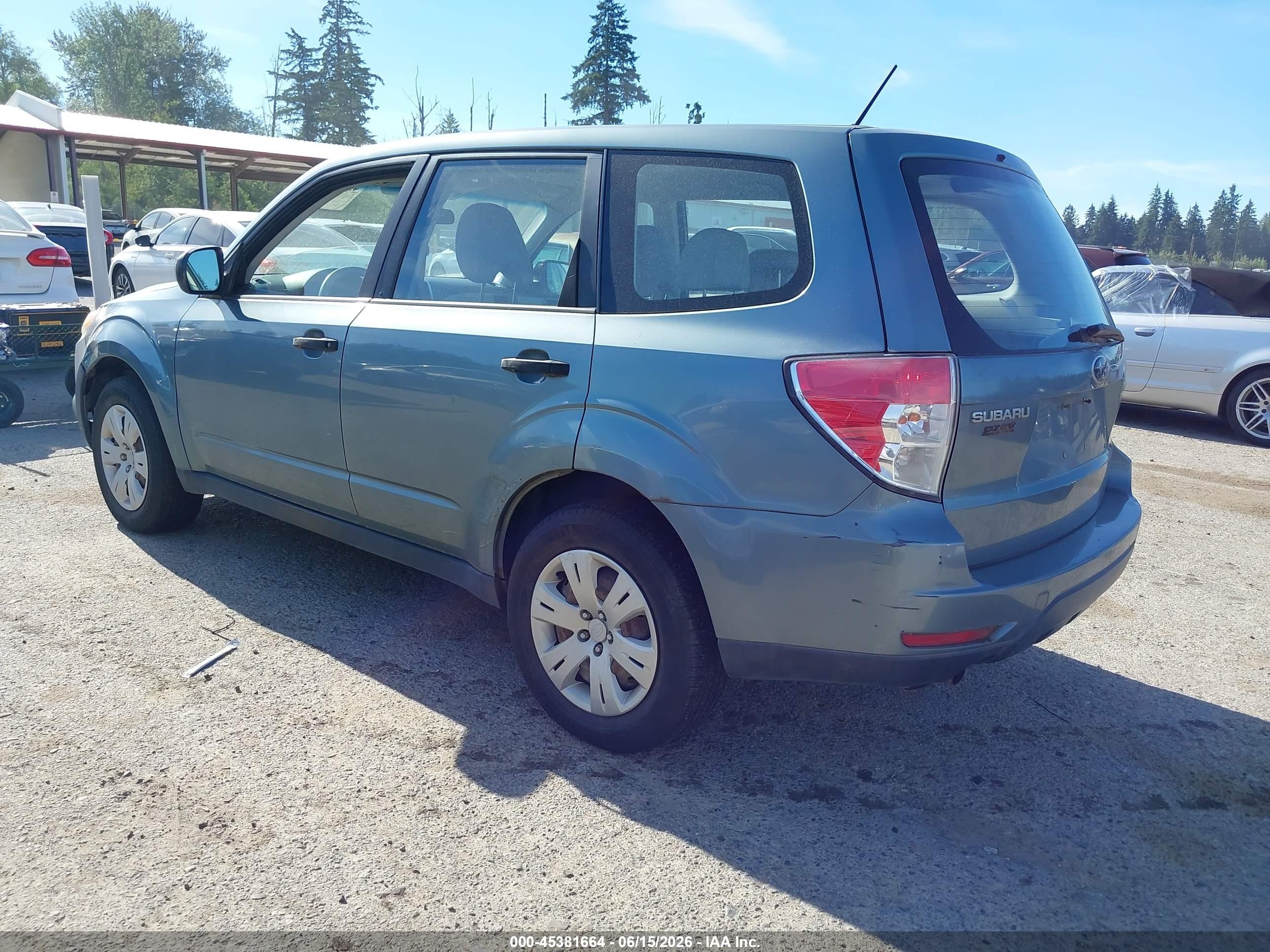2009 Subaru Forester 2.5x Teal vin: JF2SH61679H727367