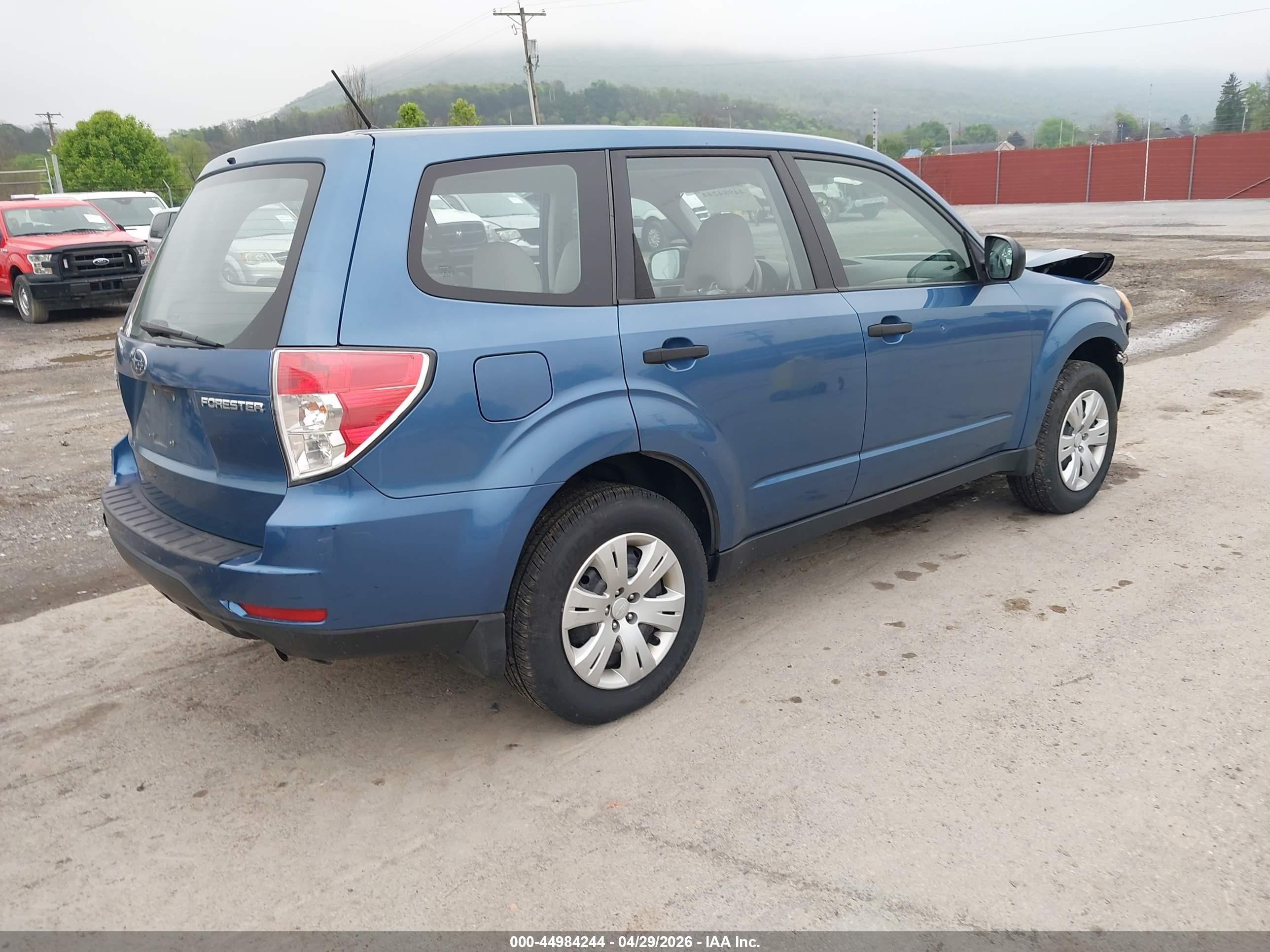 2009 Subaru Forester 2.5x Blue vin: JF2SH61679H729667