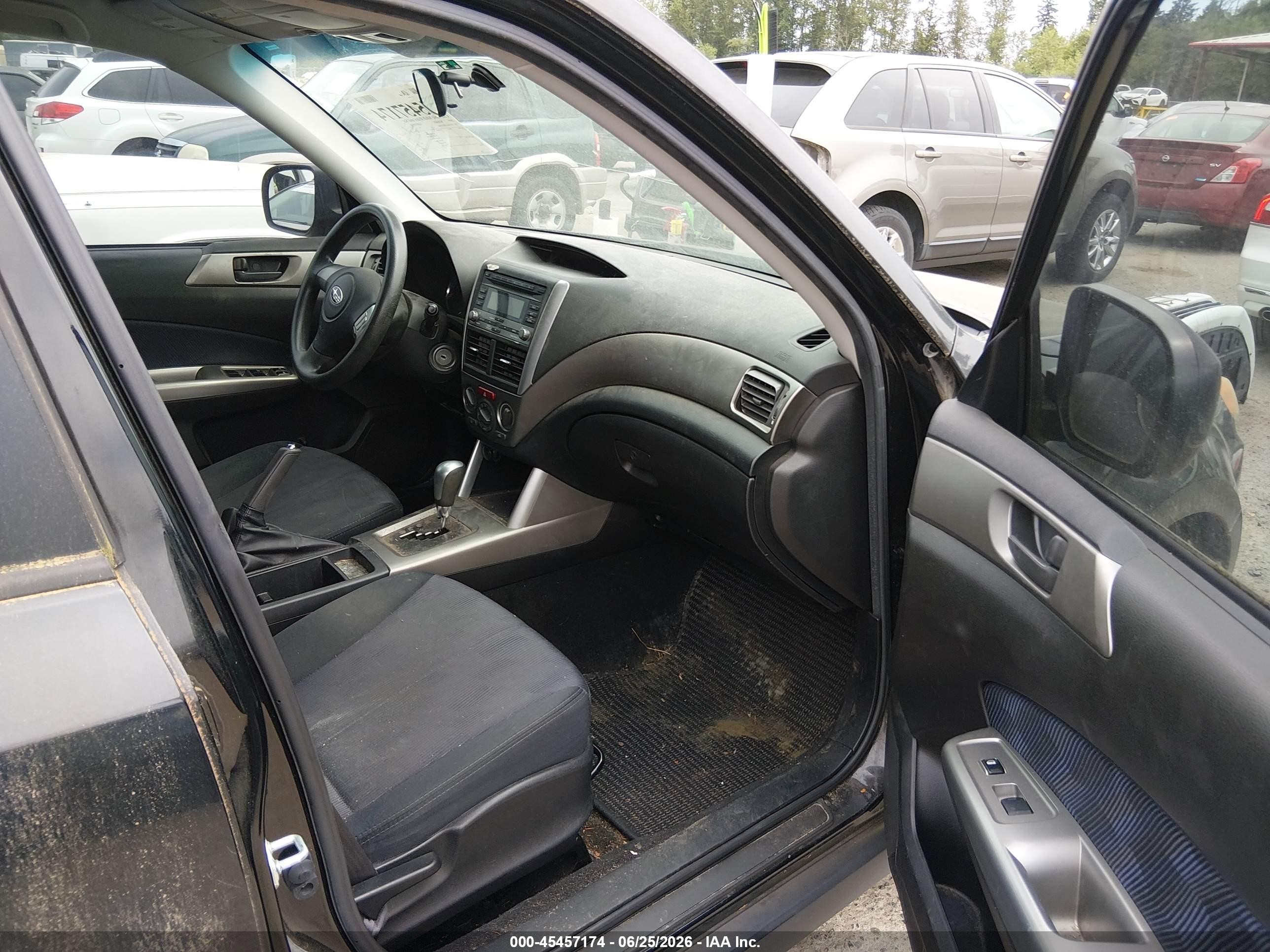 2009 Subaru Forester 2.5x Черный vin: JF2SH61679H767836