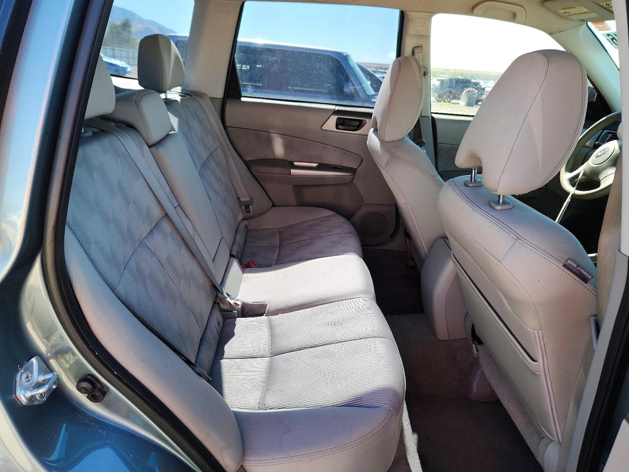 2009 Subaru Forester 2.5x Blue vin: JF2SH61689H729239