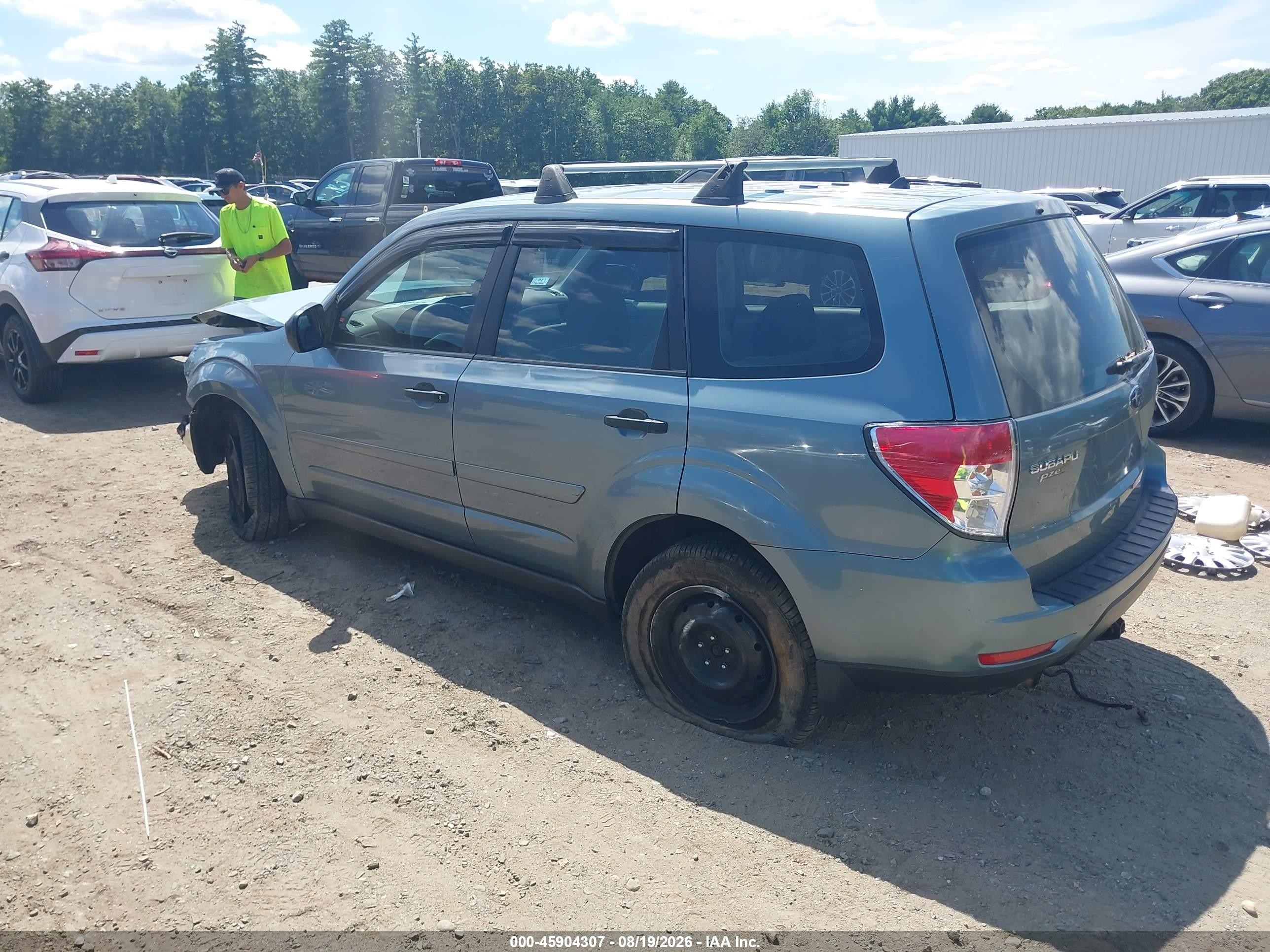 2009 Subaru Forester 2.5x Teal vin: JF2SH61689H787898