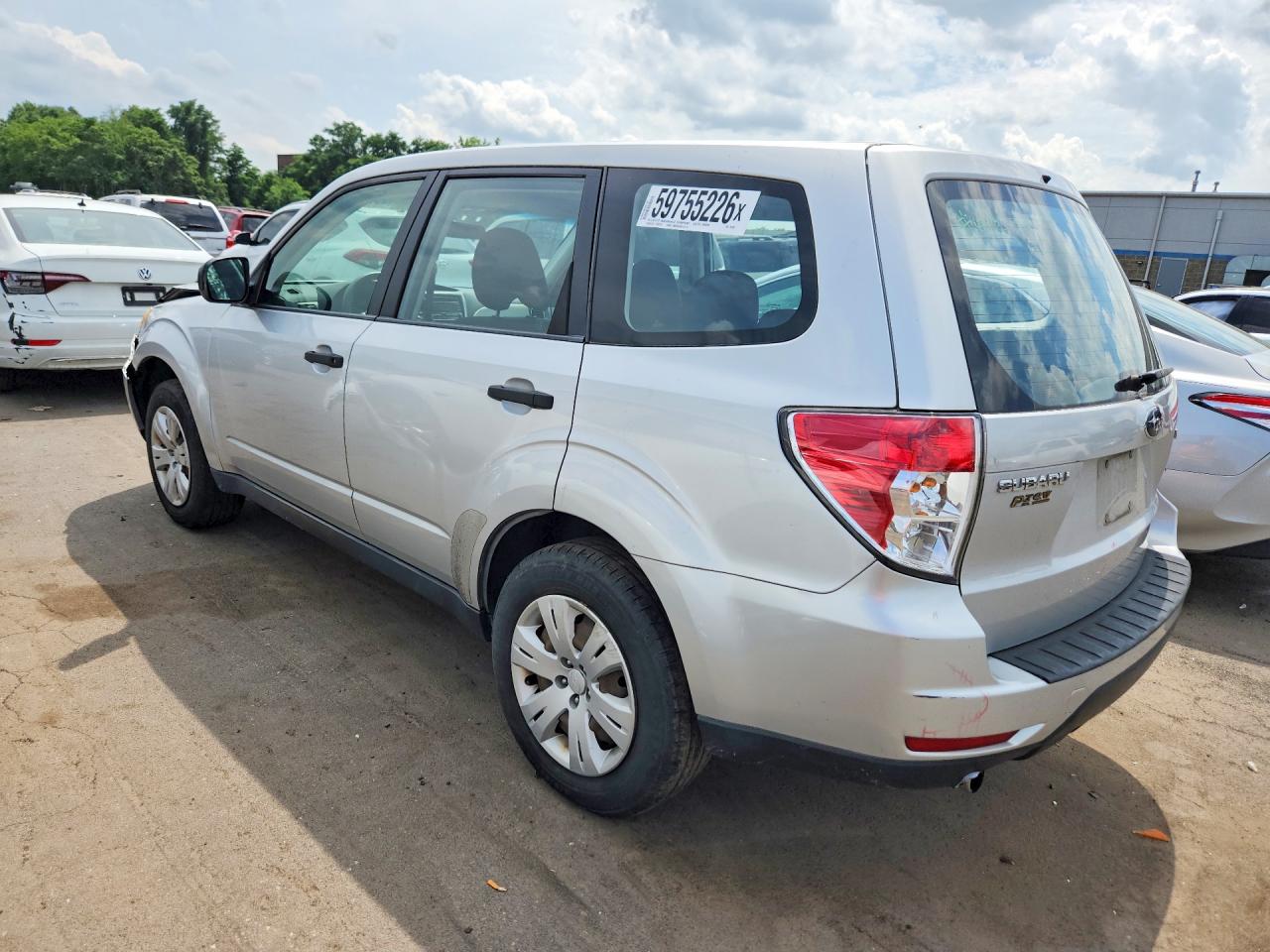 2009 Subaru Forester 2.5x White vin: JF2SH61689H791322
