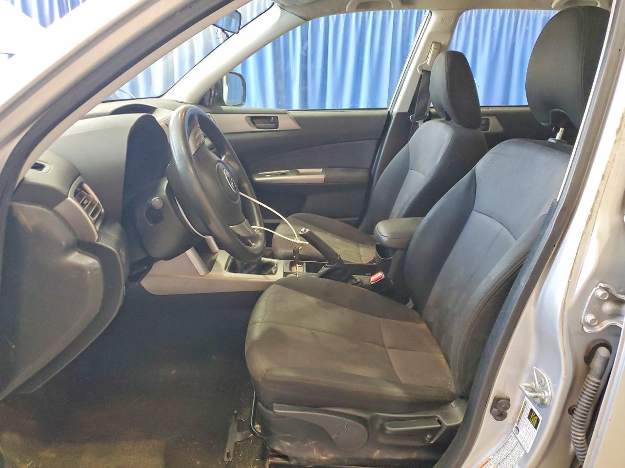 2009 Subaru Forester 2.5x Silver vin: JF2SH61699G796812