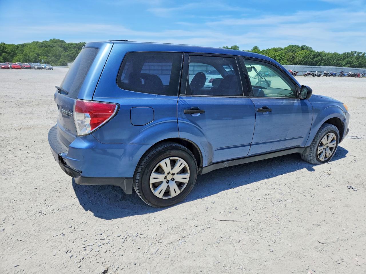 2009 Subaru Forester 2.5x Blue vin: JF2SH61699H741724