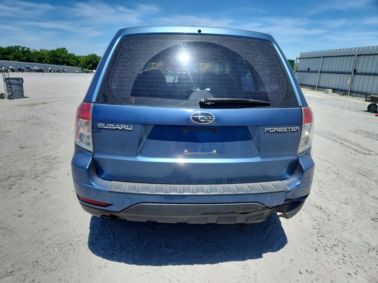 2009 Subaru Forester 2.5x Blue vin: JF2SH61699H741724