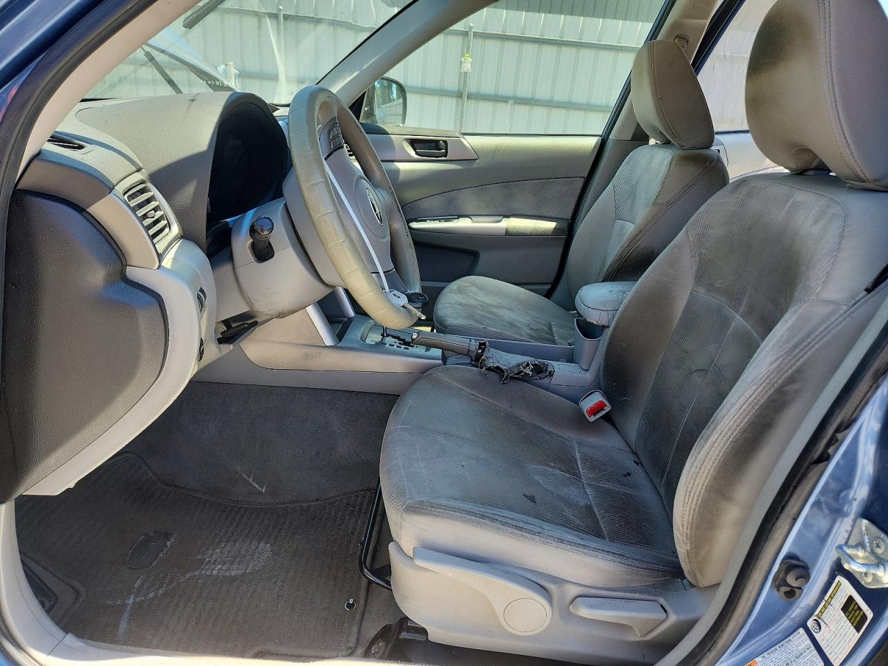 2009 Subaru Forester 2.5x Blue vin: JF2SH61699H741724